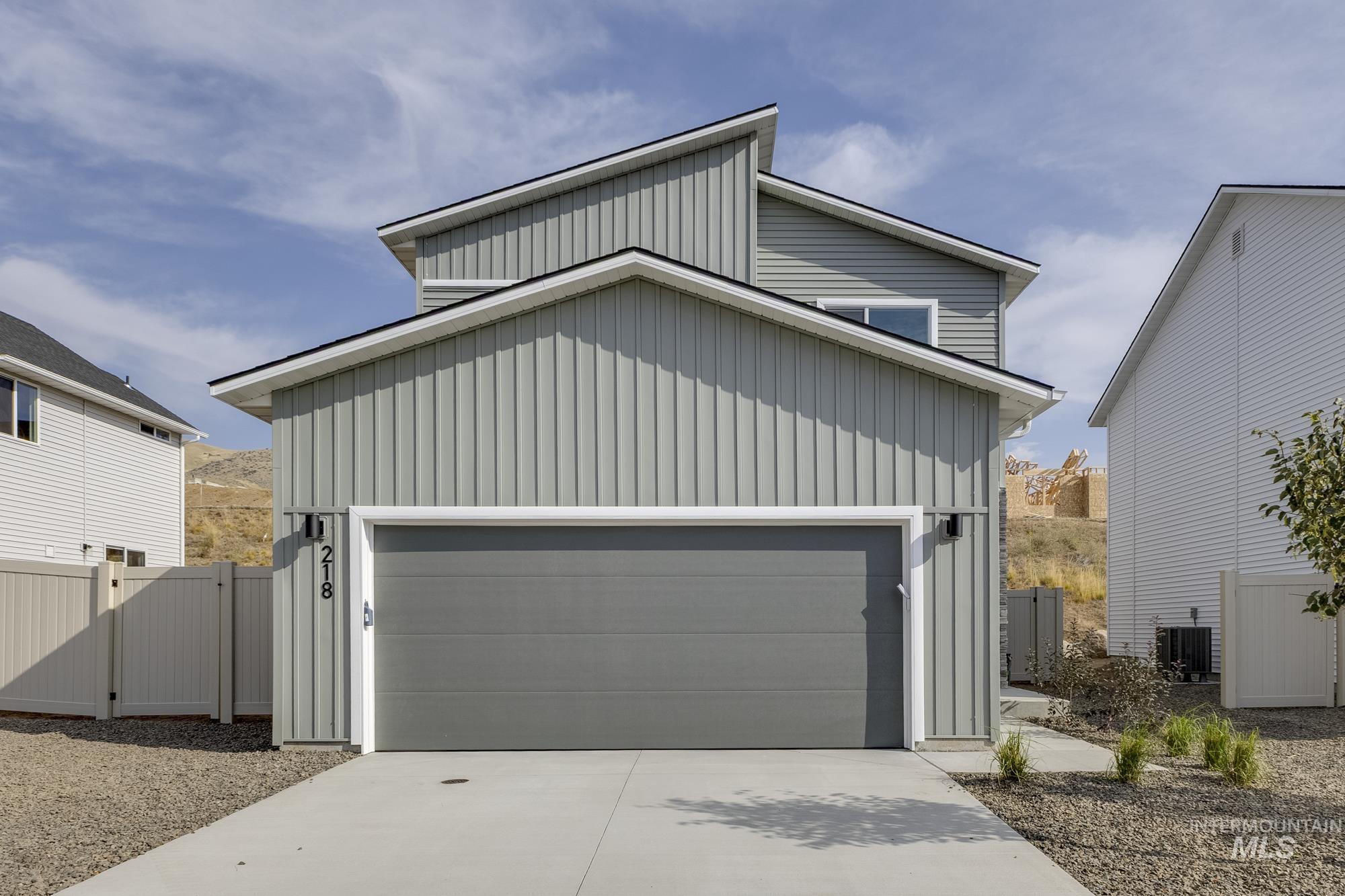 218 Moose St, Horseshoe Bend, Idaho 83629, 3 Bedrooms, 2.5 Bathrooms, Residential For Sale, Price $349,990,MLS 98952477