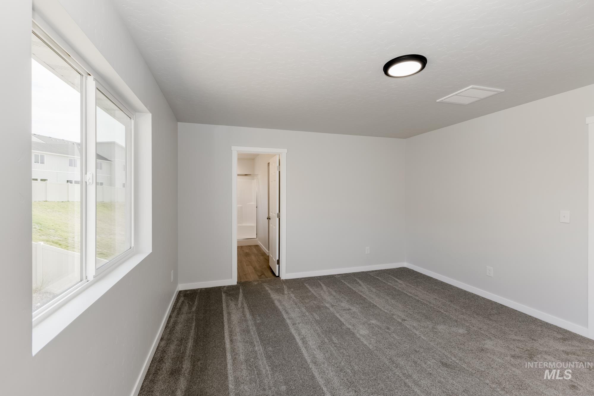 216 Moose St, Horseshoe Bend, Idaho 83629, 3 Bedrooms, 2.5 Bathrooms, Residential For Sale, Price $354,990,MLS 98952484