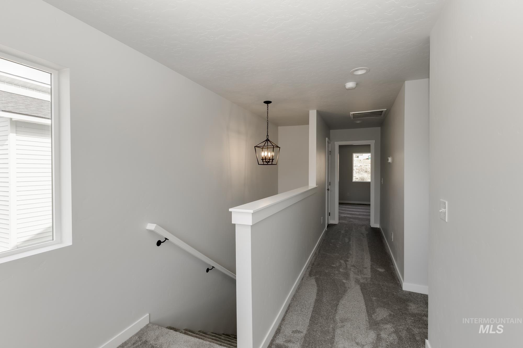 216 Moose St, Horseshoe Bend, Idaho 83629, 3 Bedrooms, 2.5 Bathrooms, Residential For Sale, Price $354,990,MLS 98952484