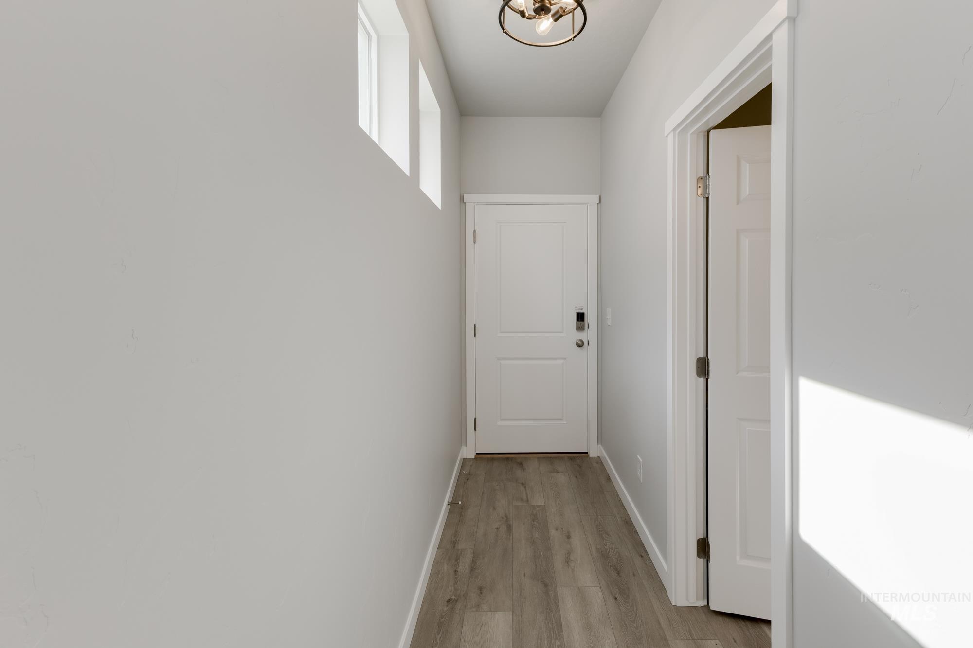 224 Moose St, Horseshoe Bend, Idaho 83629, 3 Bedrooms, 2.5 Bathrooms, Residential For Sale, Price $364,990,MLS 98952488