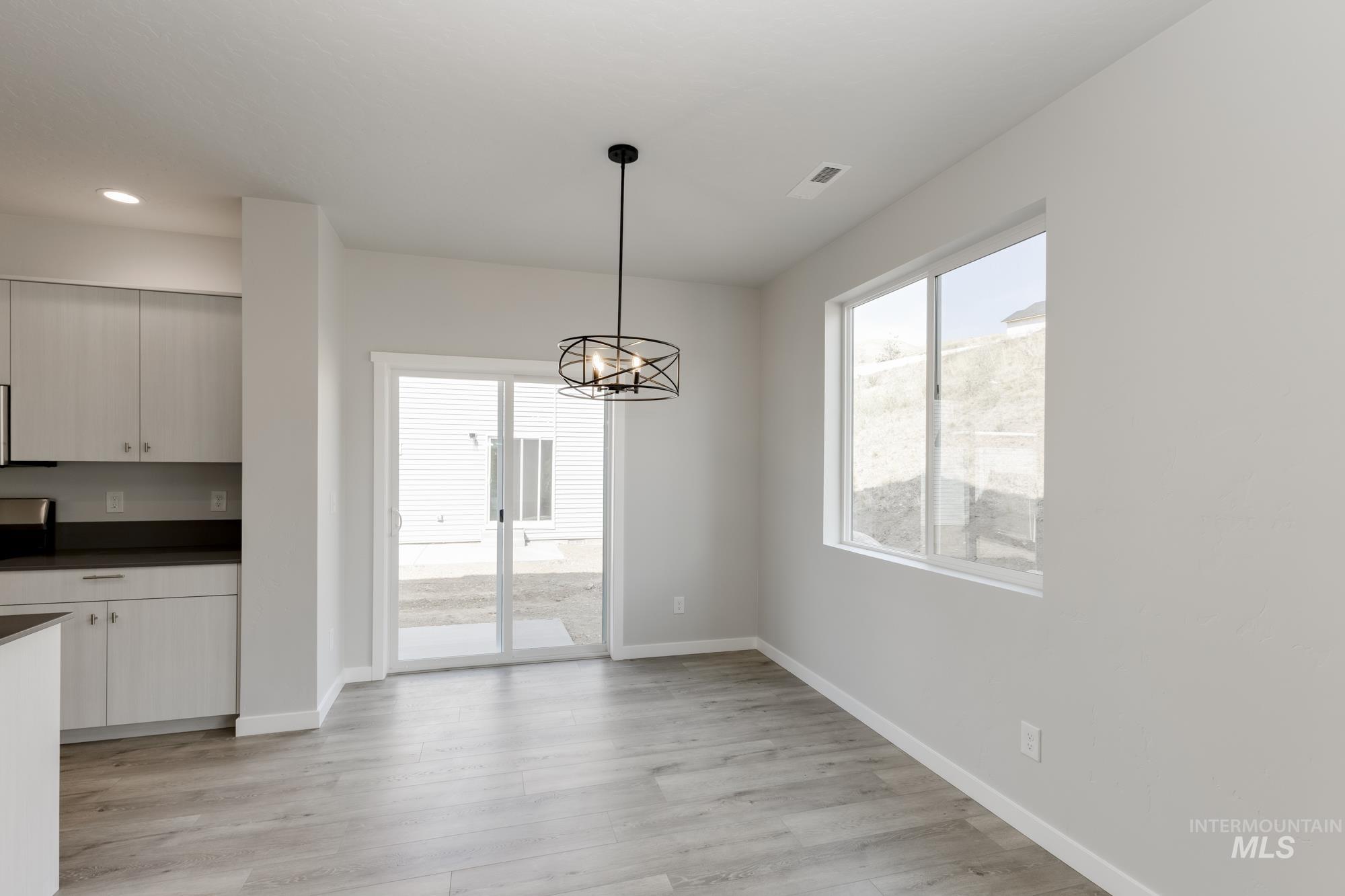 224 Moose St, Horseshoe Bend, Idaho 83629, 3 Bedrooms, 2.5 Bathrooms, Residential For Sale, Price $364,990,MLS 98952488