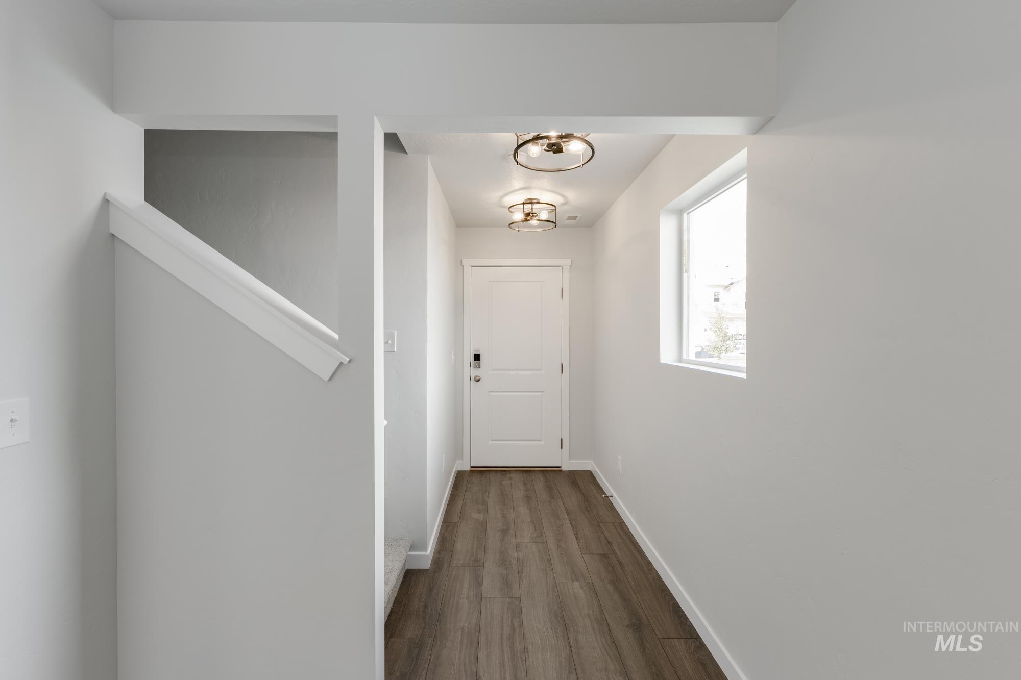 220 Moose St, Horseshoe Bend, Idaho 83629, 3 Bedrooms, 2.5 Bathrooms, Residential For Sale, Price $379,990,MLS 98952490