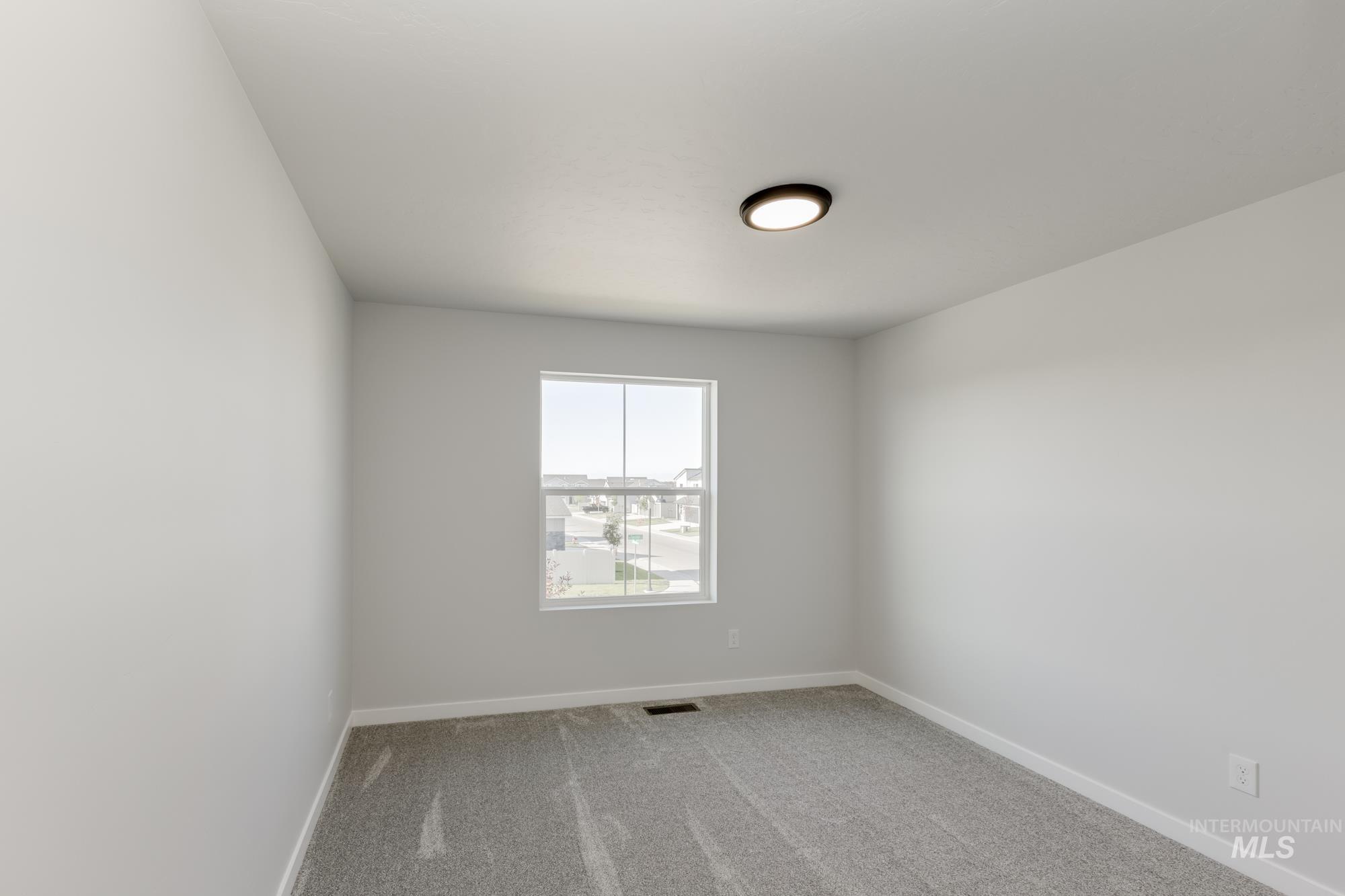 11104 W Teratai St, Star, Idaho 83669, 5 Bedrooms, 3 Bathrooms, Residential For Sale, Price $539,990,MLS 98952496