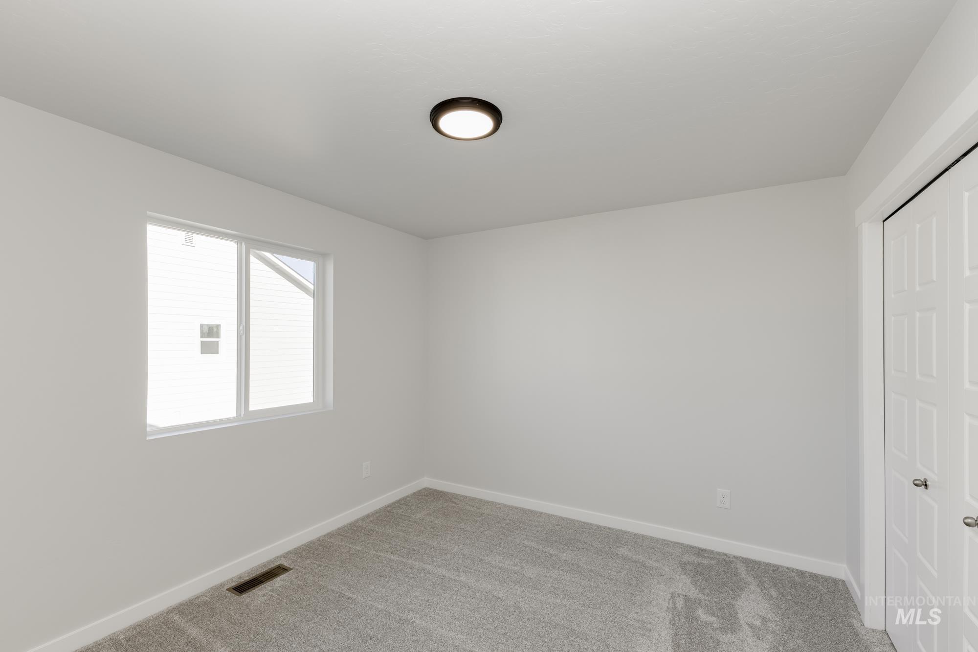 11104 W Teratai St, Star, Idaho 83669, 5 Bedrooms, 3 Bathrooms, Residential For Sale, Price $539,990,MLS 98952496