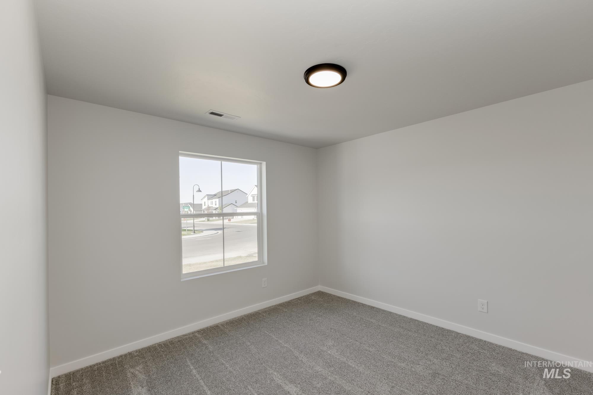 11104 W Teratai St, Star, Idaho 83669, 5 Bedrooms, 3 Bathrooms, Residential For Sale, Price $539,990,MLS 98952496