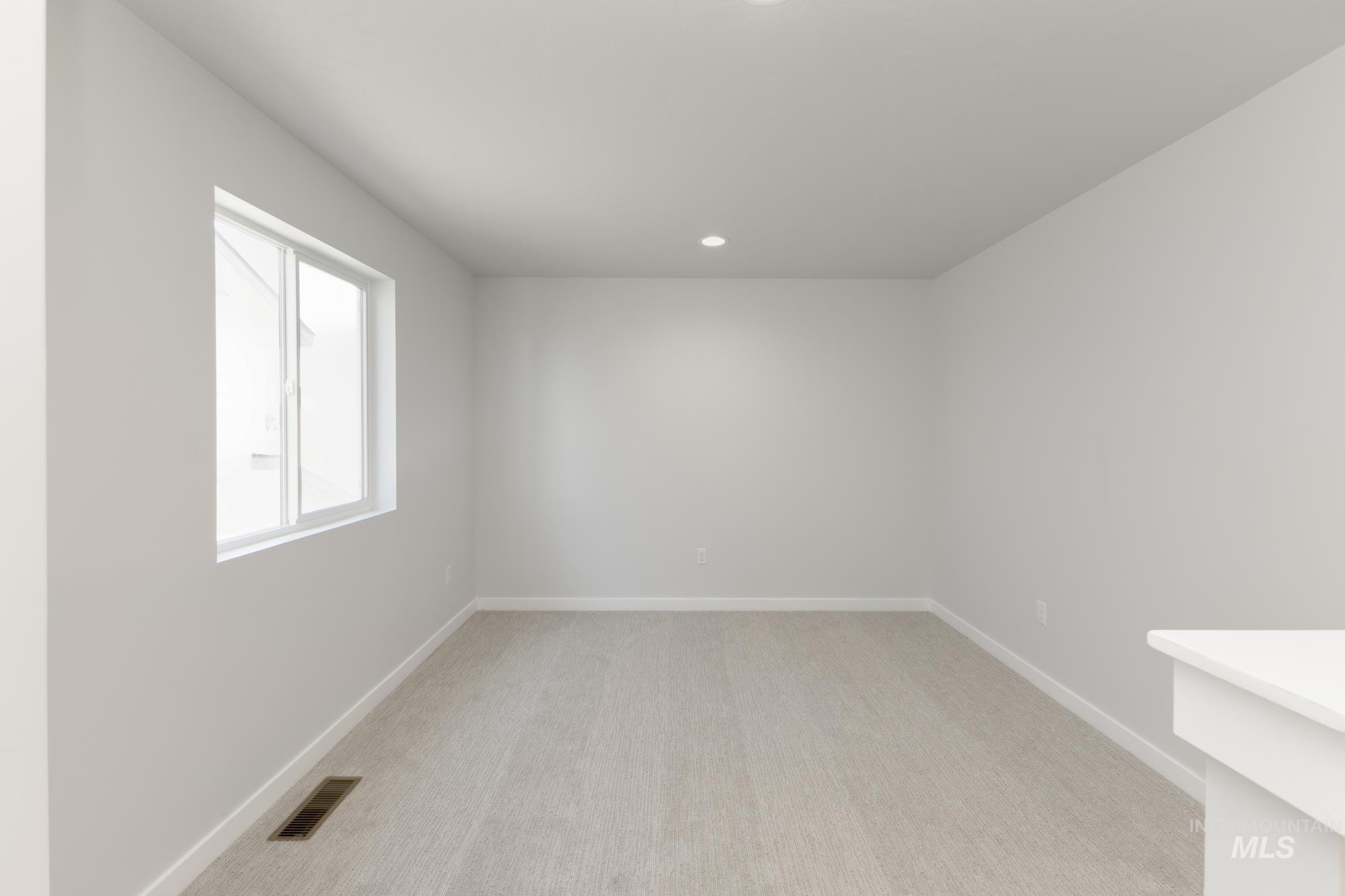 4939 S Amorita Ave, Meridian, Idaho 83642, 3 Bedrooms, 2.5 Bathrooms, Residential For Sale, Price $434,990,MLS 98952512