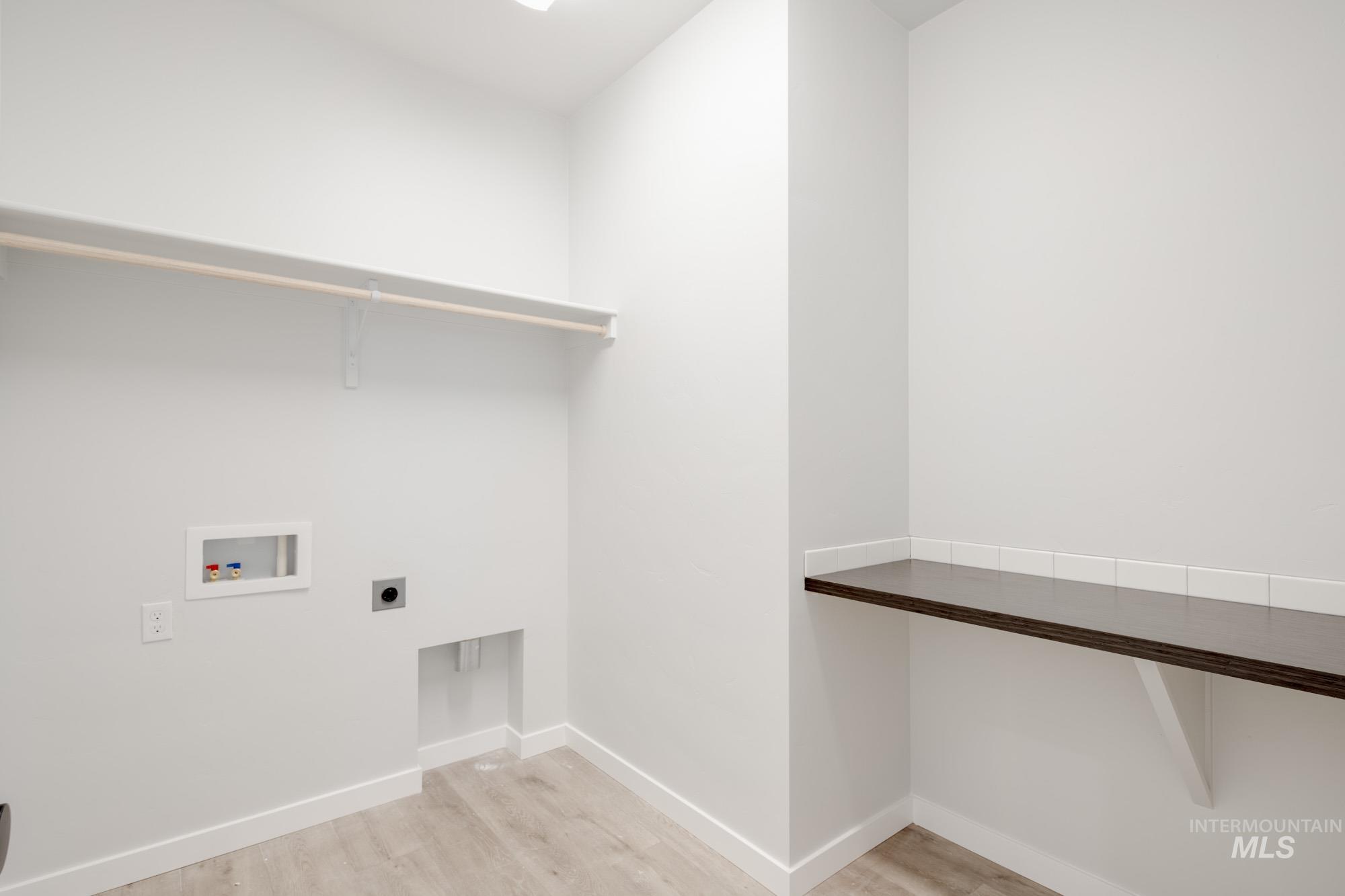 6596 S Banded Eagle Way, Boise, Idaho 83709, 5 Bedrooms, 2.5 Bathrooms, Residential For Sale, Price $649,990,MLS 98952515