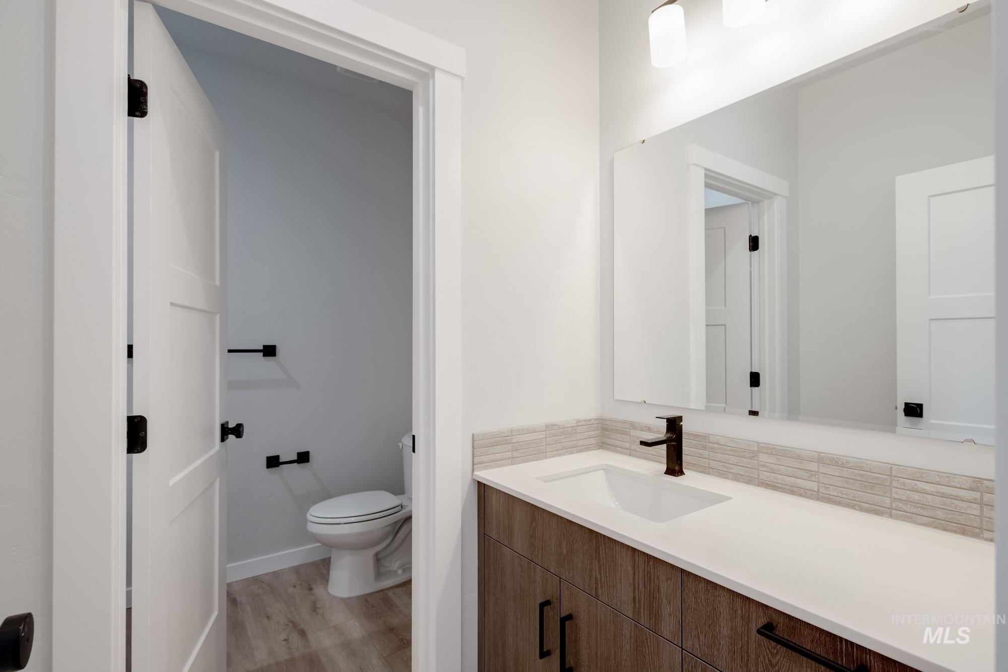 6596 S Banded Eagle Way, Boise, Idaho 83709, 5 Bedrooms, 2.5 Bathrooms, Residential For Sale, Price $649,990,MLS 98952515