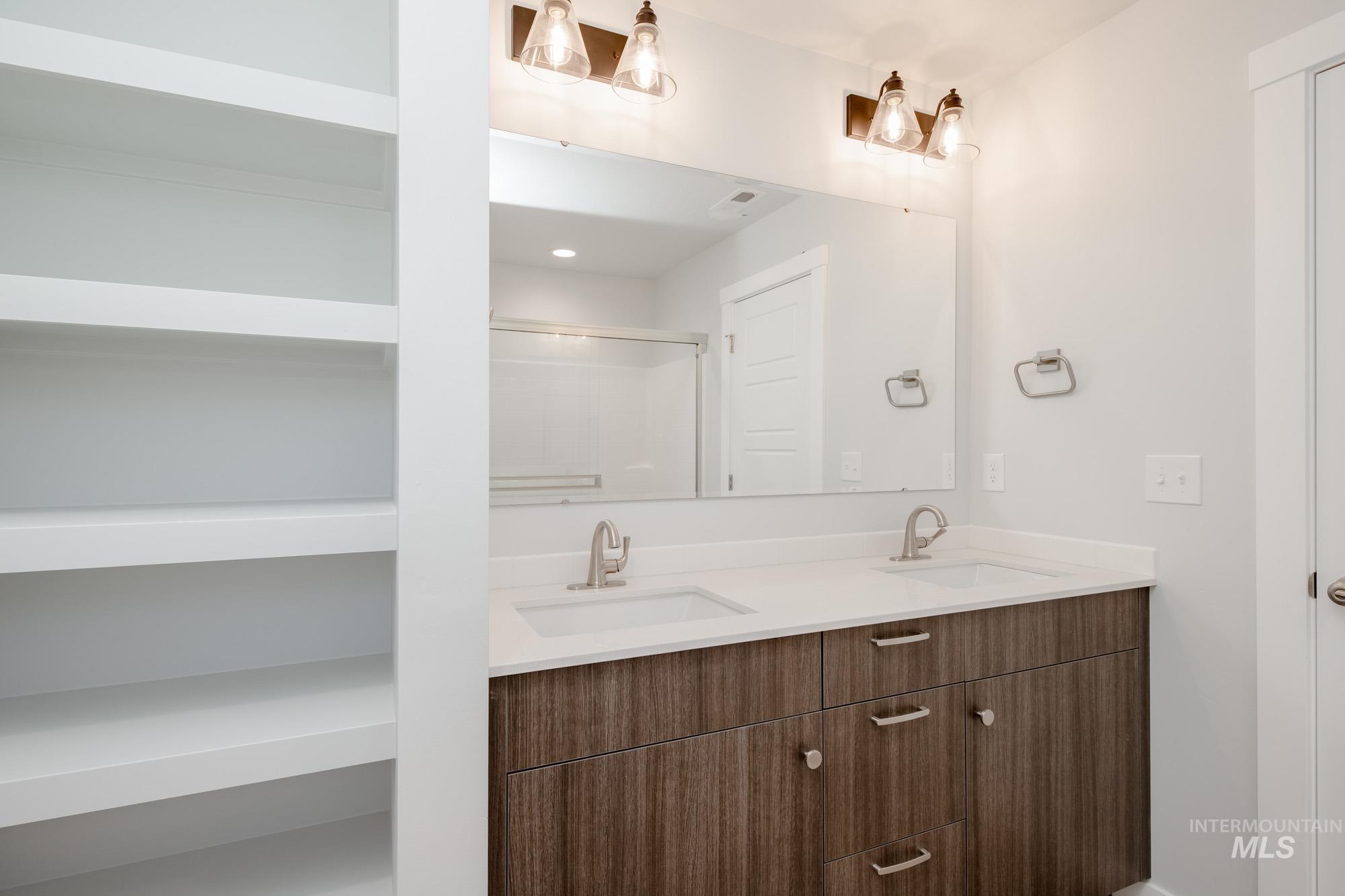 3910 W Tribute St, Meridian, Idaho 83642, 4 Bedrooms, 2 Bathrooms, Residential For Sale, Price $419,990,MLS 98952517