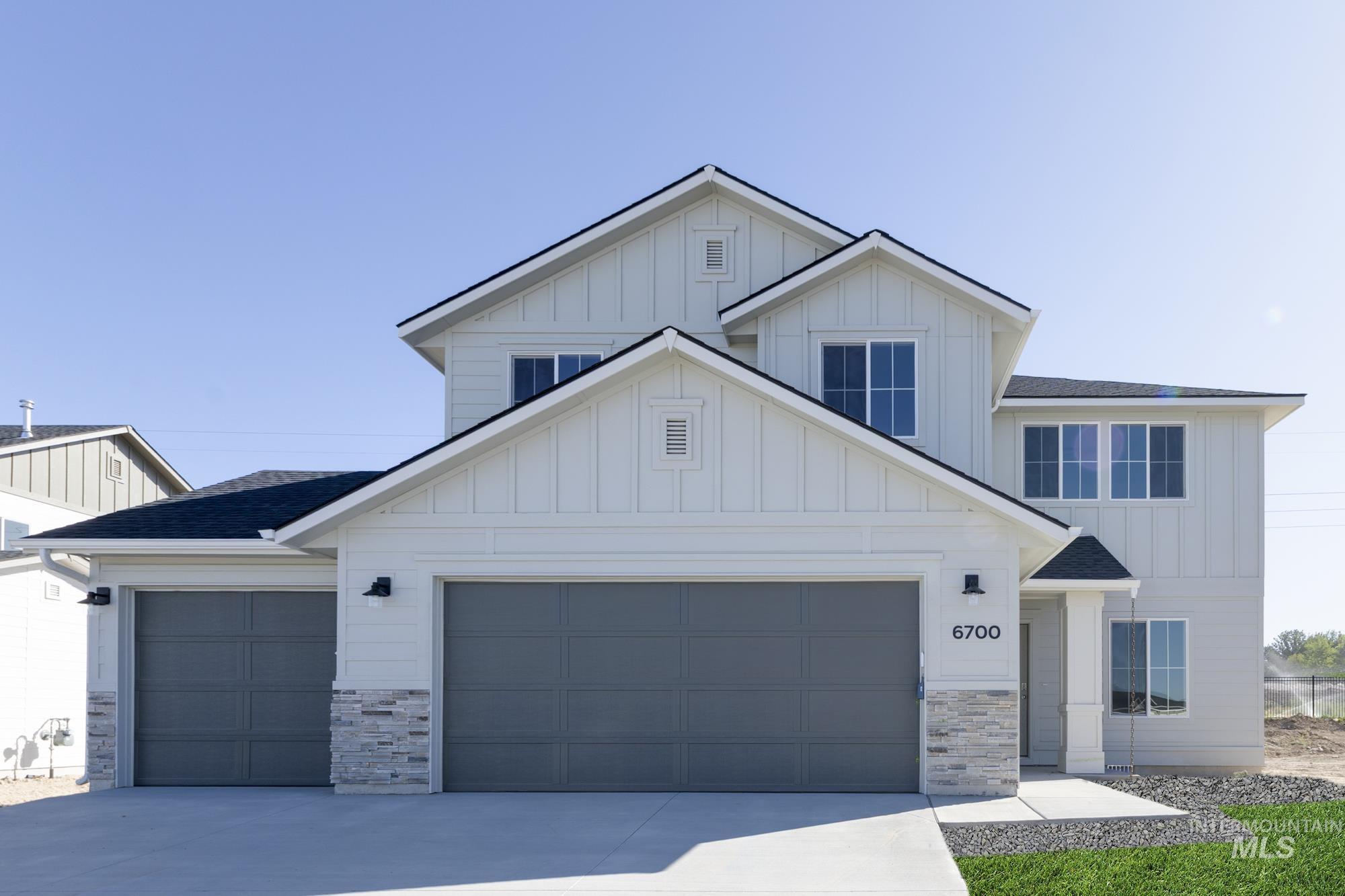 6700 S Orofino Creek Pl, Meridian, Idaho 83642, 4 Bedrooms, 2.5 Bathrooms, Residential For Sale, Price $484,990,MLS 98952523
