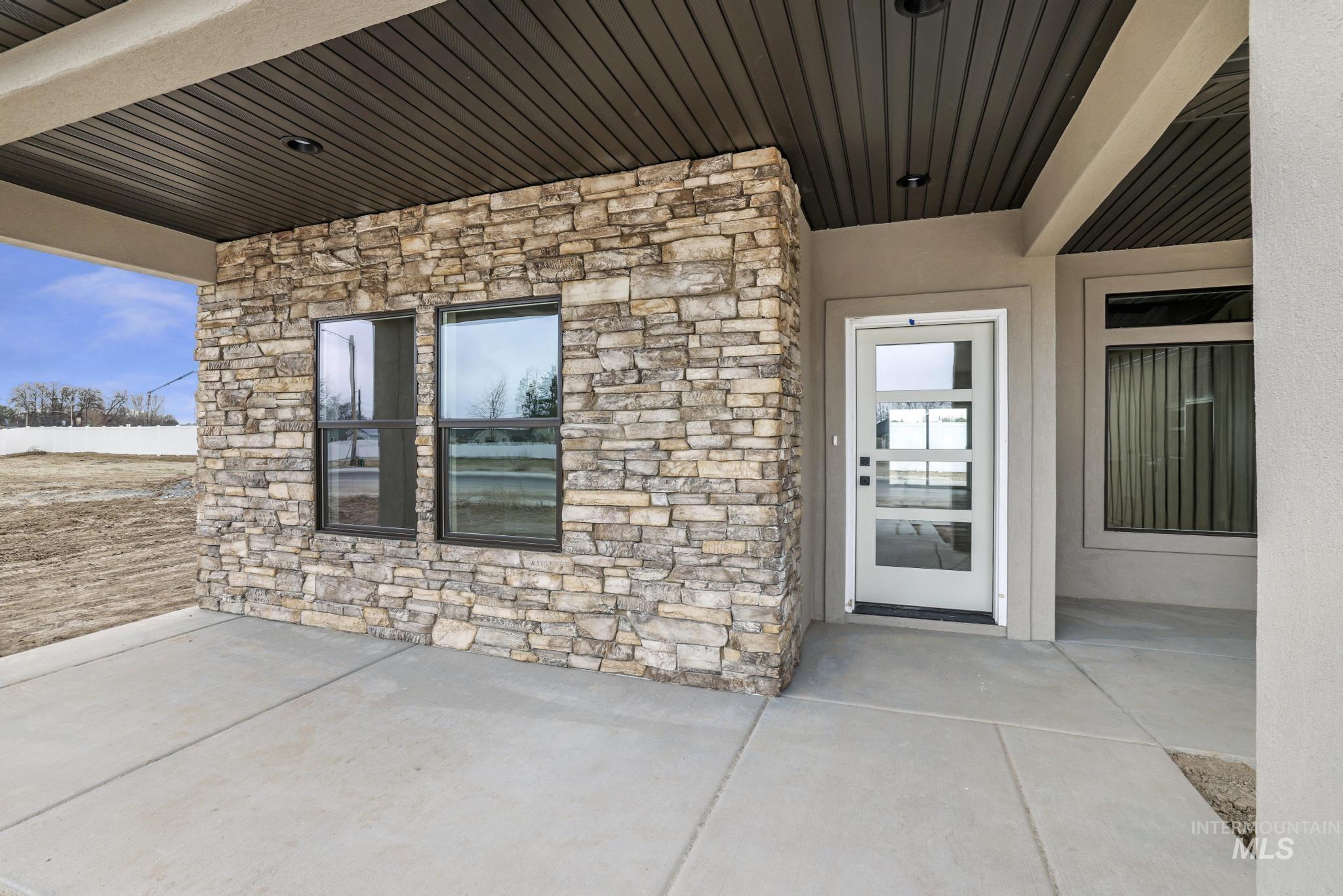 209 Brentwood, Kimberly, Idaho 83341, 3 Bedrooms, 2 Bathrooms, Residential For Sale, Price $395,000,MLS 98952545