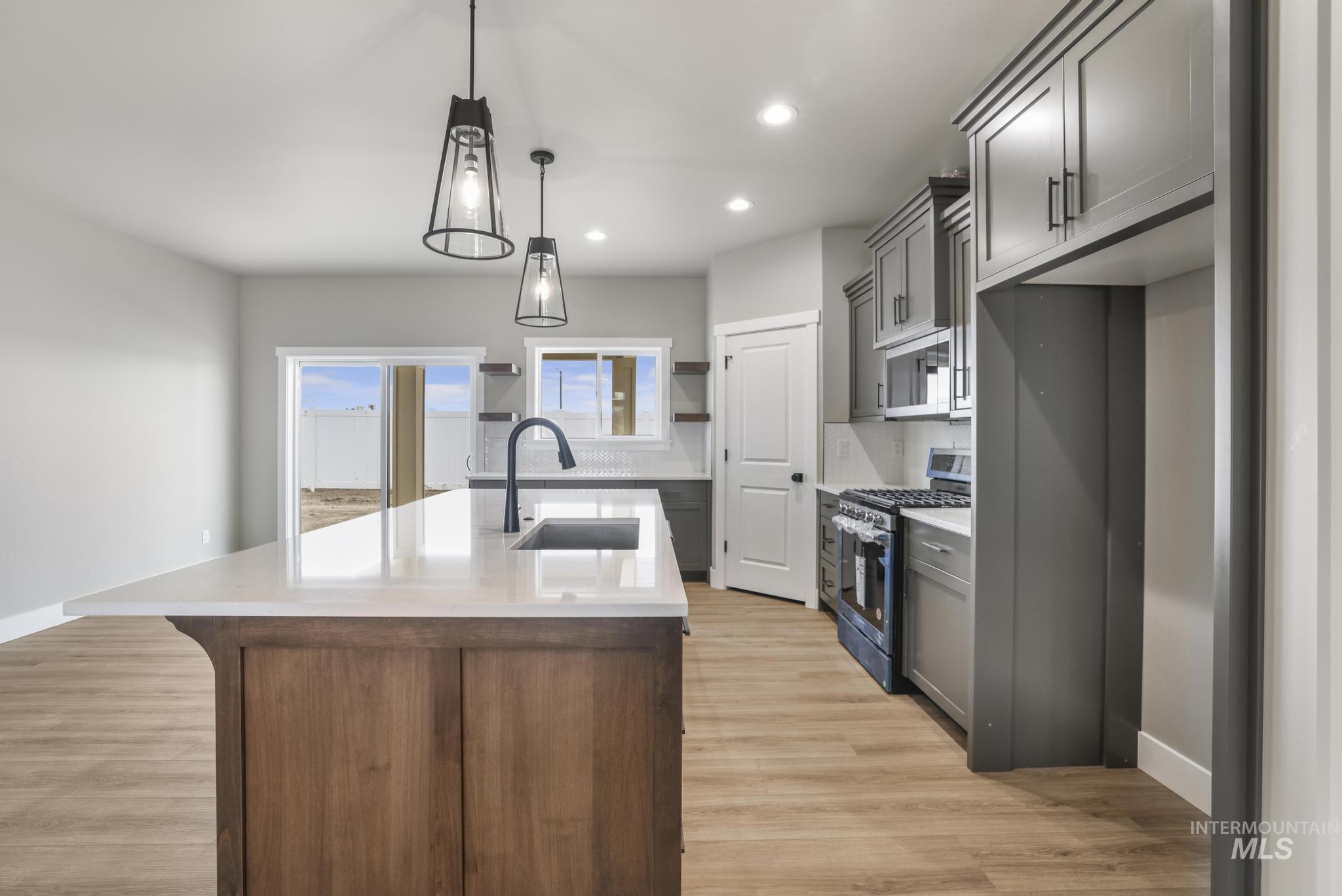 209 Brentwood, Kimberly, Idaho 83341, 3 Bedrooms, 2 Bathrooms, Residential For Sale, Price $395,000,MLS 98952545