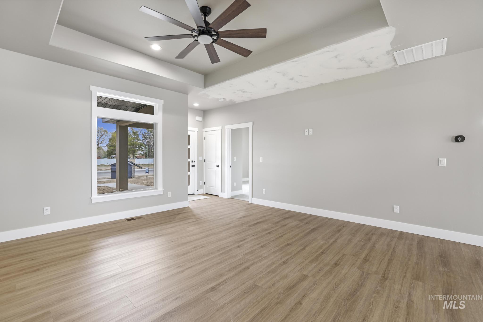 209 Brentwood, Kimberly, Idaho 83341, 3 Bedrooms, 2 Bathrooms, Residential For Sale, Price $395,000,MLS 98952545