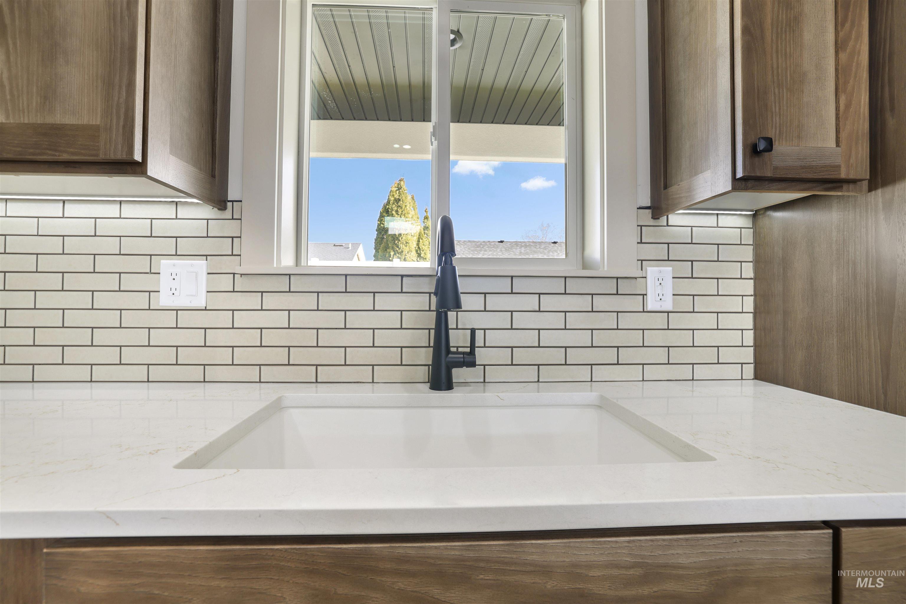 1357 Haizlee way, Twin Falls, Idaho 83301, 3 Bedrooms, 2 Bathrooms, Residential For Sale, Price $519,900,MLS 98952573