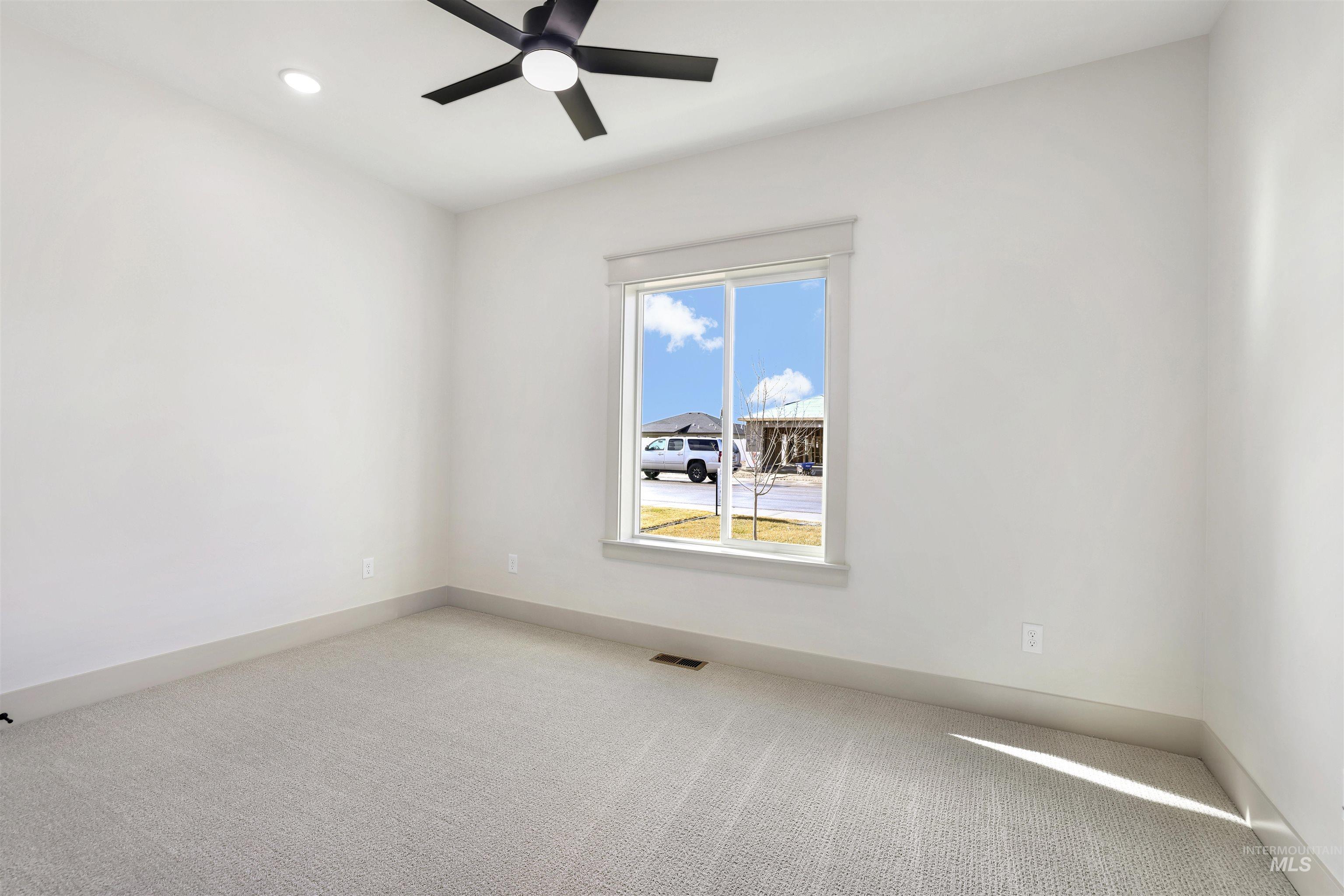 1357 Haizlee way, Twin Falls, Idaho 83301, 3 Bedrooms, 2 Bathrooms, Residential For Sale, Price $519,900,MLS 98952573