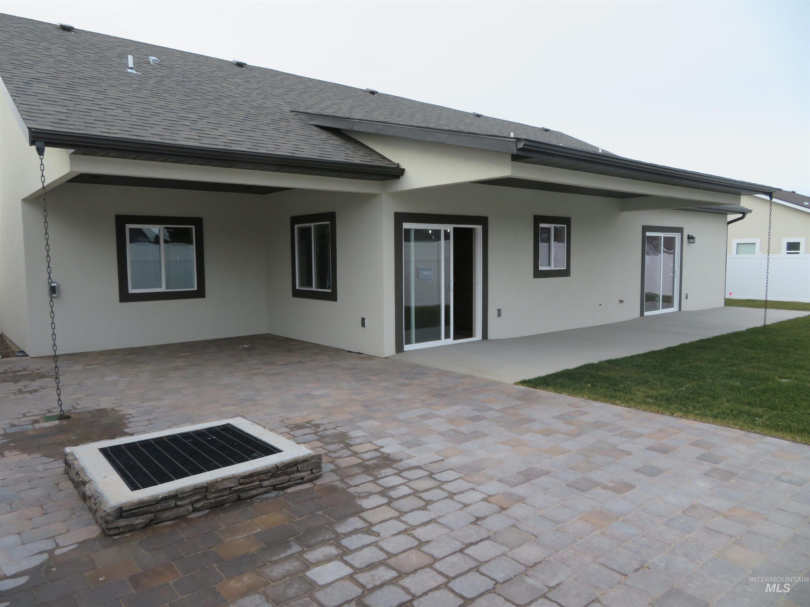 1357 Haizlee way, Twin Falls, Idaho 83301, 3 Bedrooms, 2 Bathrooms, Residential For Sale, Price $519,900,MLS 98952573