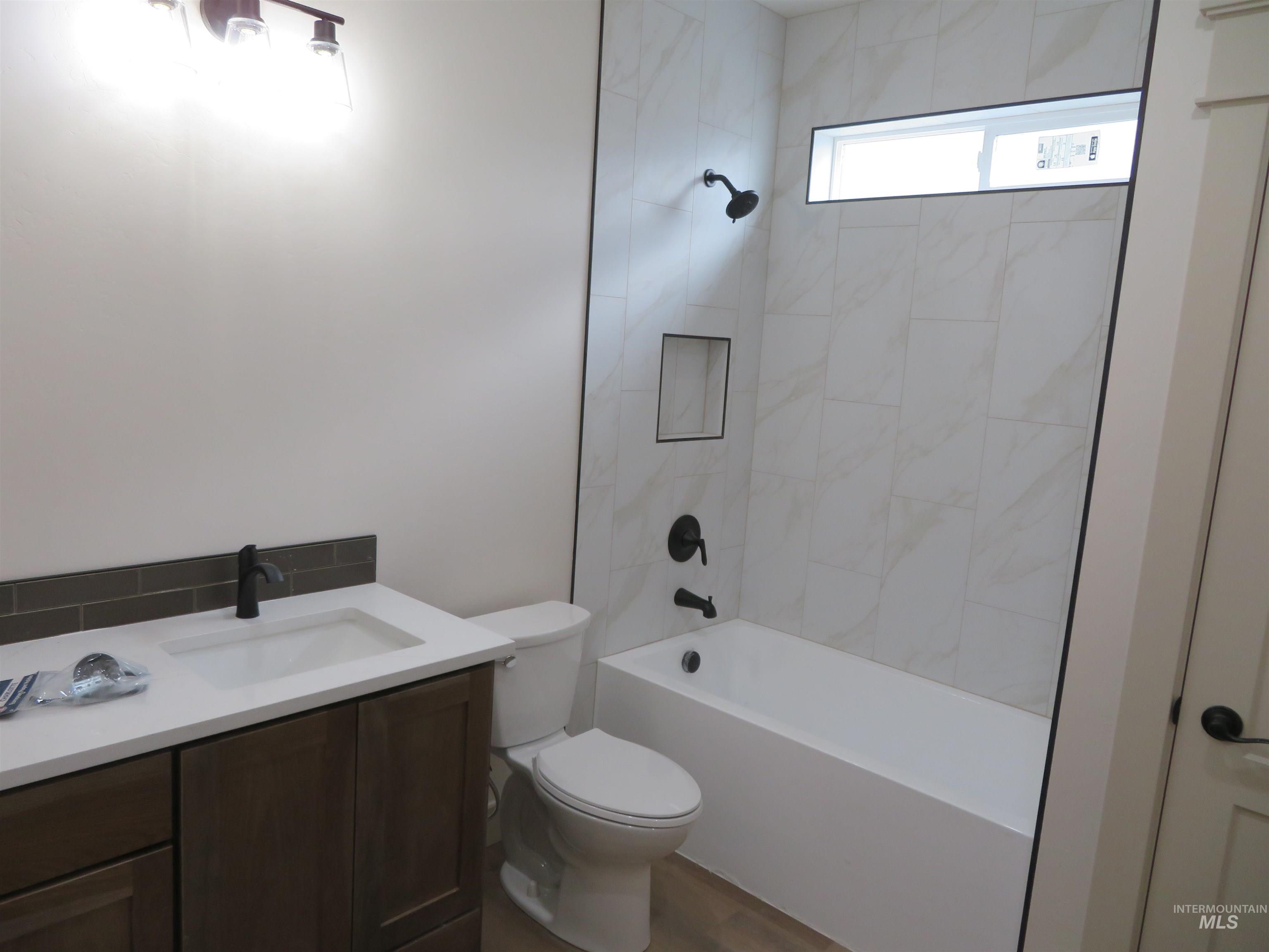 1357 Haizlee way, Twin Falls, Idaho 83301, 3 Bedrooms, 2 Bathrooms, Residential For Sale, Price $519,900,MLS 98952573