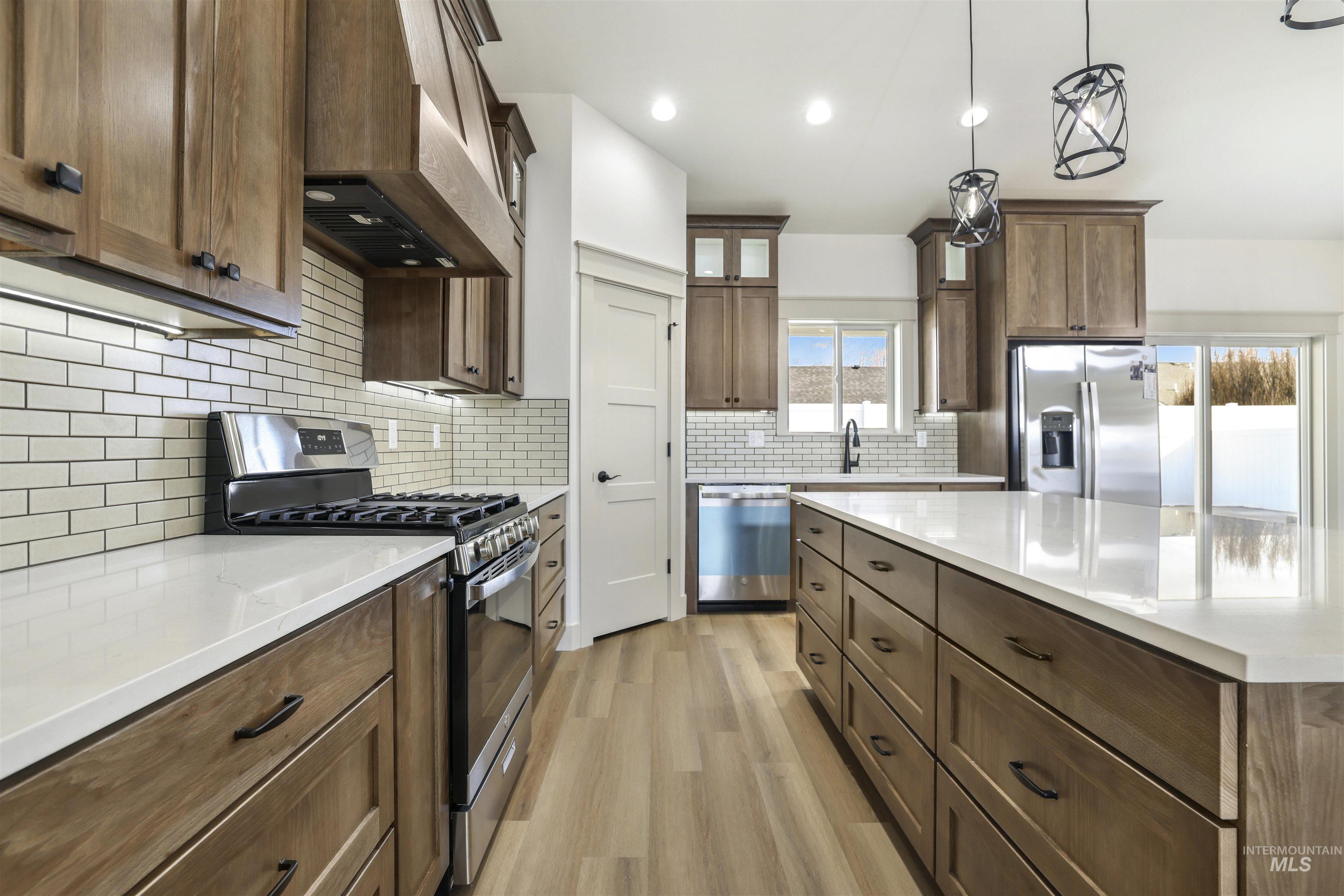 1357 Haizlee way, Twin Falls, Idaho 83301, 3 Bedrooms, 2 Bathrooms, Residential For Sale, Price $519,900,MLS 98952573