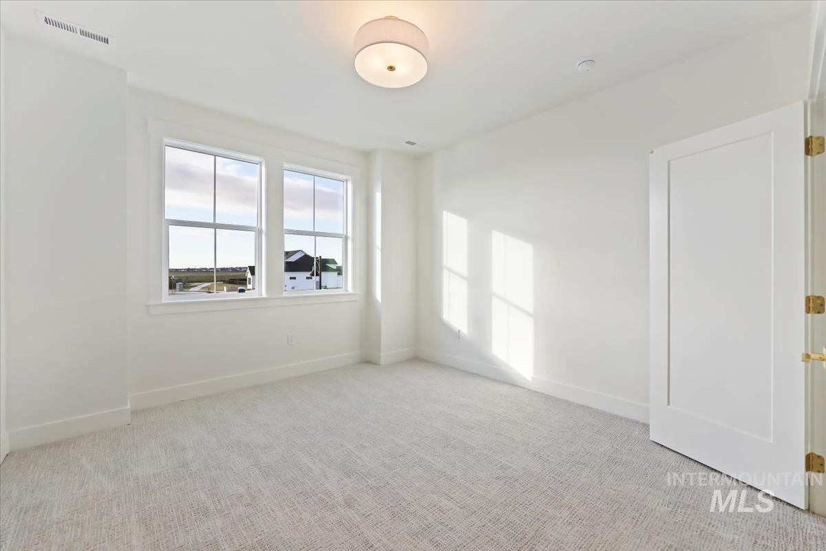 2228 N Palaestra Ave, Eagle, Idaho 83616, 5 Bedrooms, 3.5 Bathrooms, Residential For Sale, Price $1,079,000,MLS 98952579