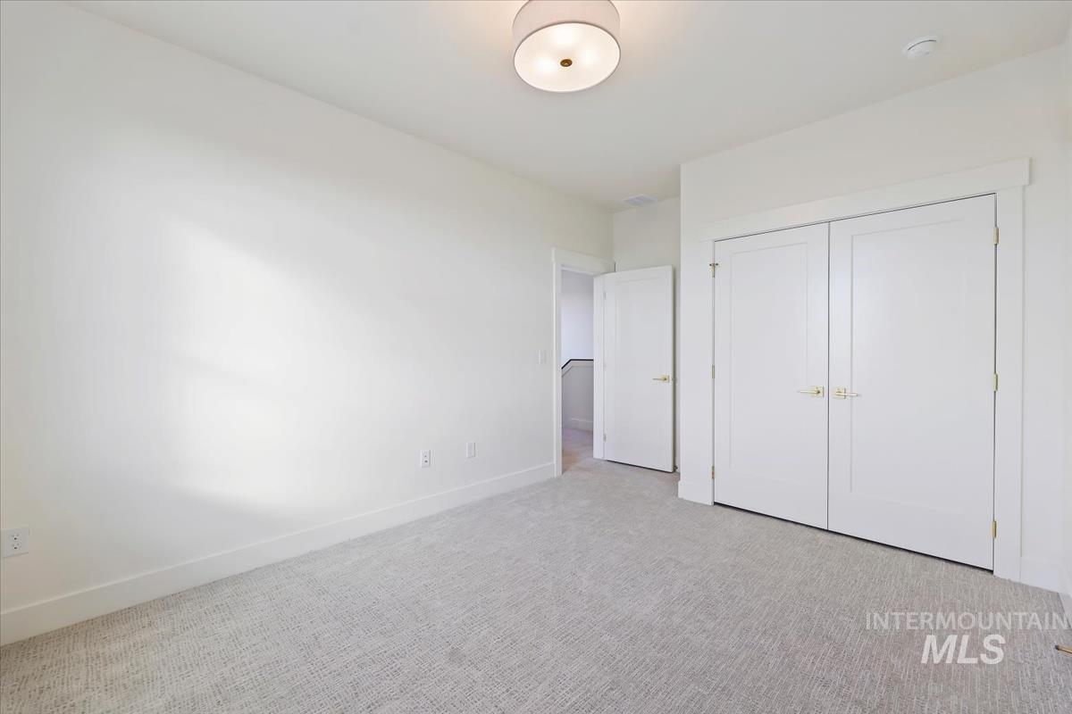 2228 N Palaestra Ave, Eagle, Idaho 83616, 5 Bedrooms, 3.5 Bathrooms, Residential For Sale, Price $1,079,000,MLS 98952579