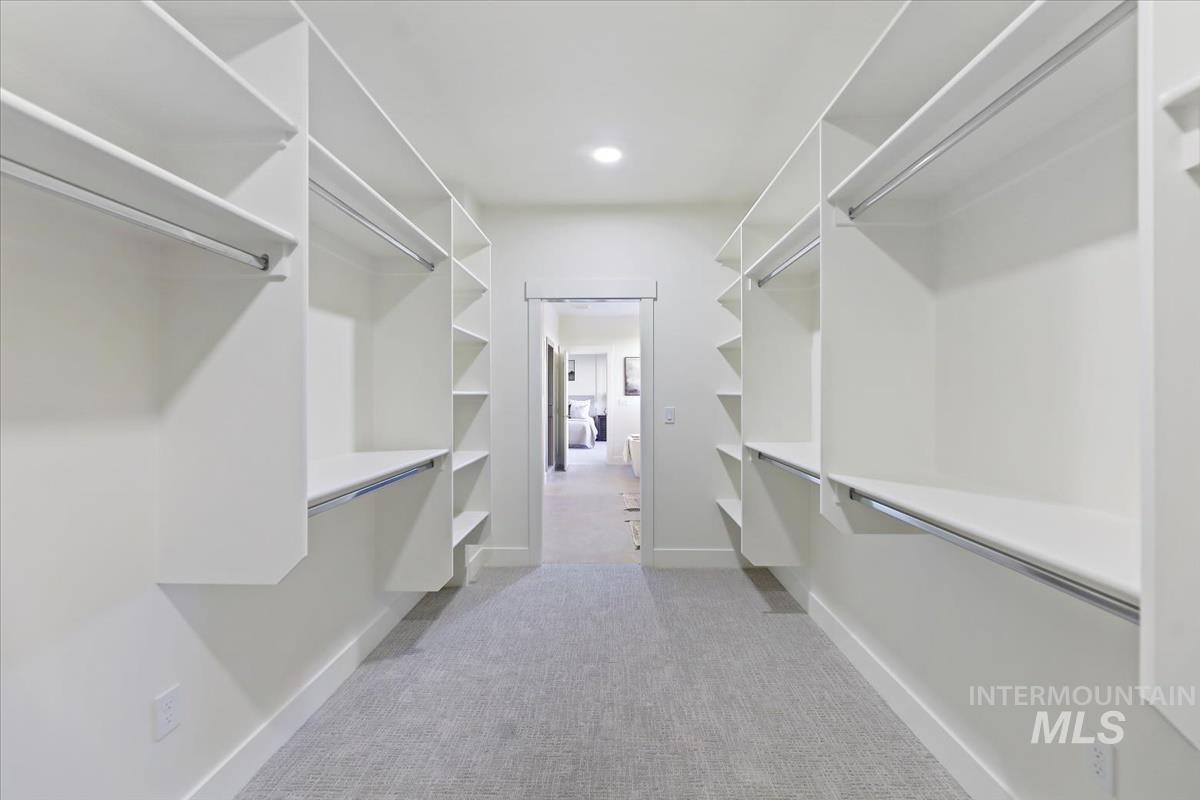 2228 N Palaestra Ave, Eagle, Idaho 83616, 5 Bedrooms, 3.5 Bathrooms, Residential For Sale, Price $1,079,000,MLS 98952579