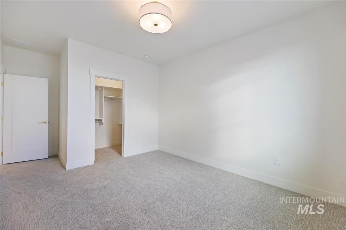 2228 N Palaestra Ave, Eagle, Idaho 83616, 5 Bedrooms, 3.5 Bathrooms, Residential For Sale, Price $1,079,000,MLS 98952579