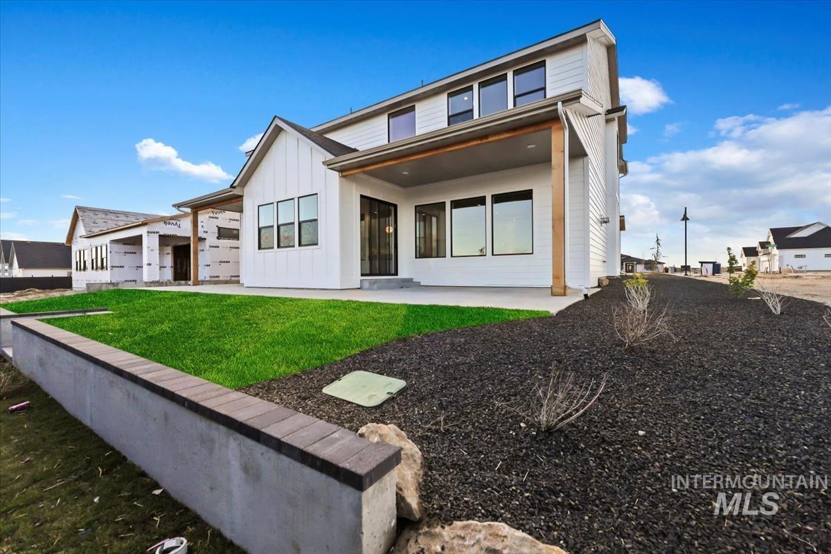 2228 N Palaestra Ave, Eagle, Idaho 83616, 5 Bedrooms, 3.5 Bathrooms, Residential For Sale, Price $949,000, 98952579