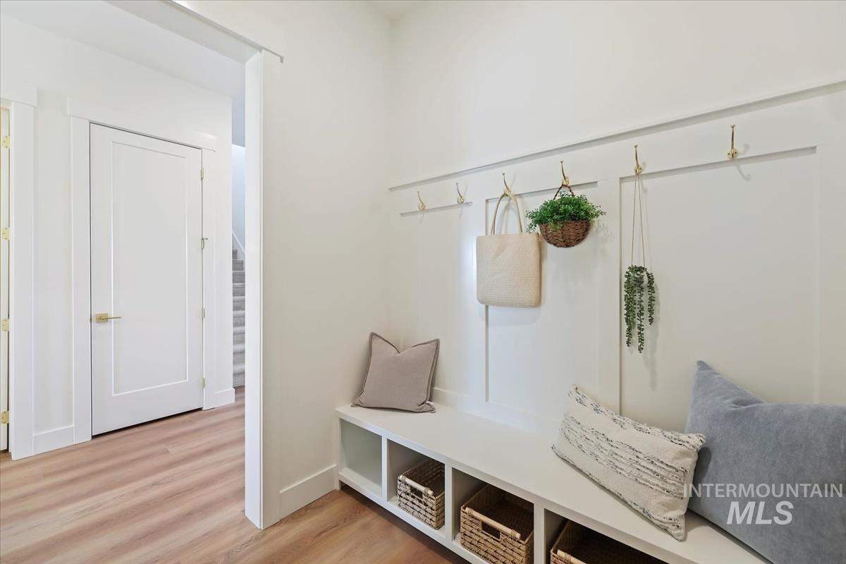 2228 N Palaestra Ave, Eagle, Idaho 83616, 5 Bedrooms, 3.5 Bathrooms, Residential For Sale, Price $1,079,000,MLS 98952579