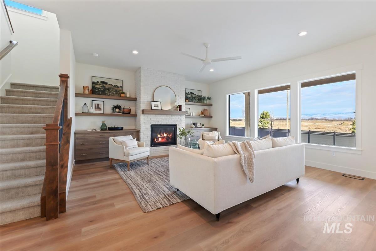 2228 N Palaestra Ave, Eagle, Idaho 83616, 5 Bedrooms, 3.5 Bathrooms, Residential For Sale, Price $1,079,000,MLS 98952579