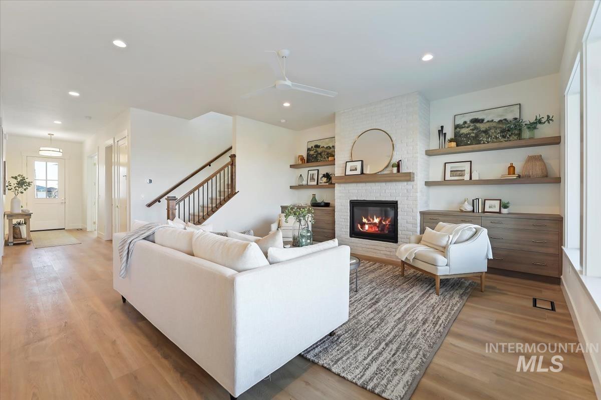 2228 N Palaestra Ave, Eagle, Idaho 83616, 5 Bedrooms, 3.5 Bathrooms, Residential For Sale, Price $949,000, 98952579
