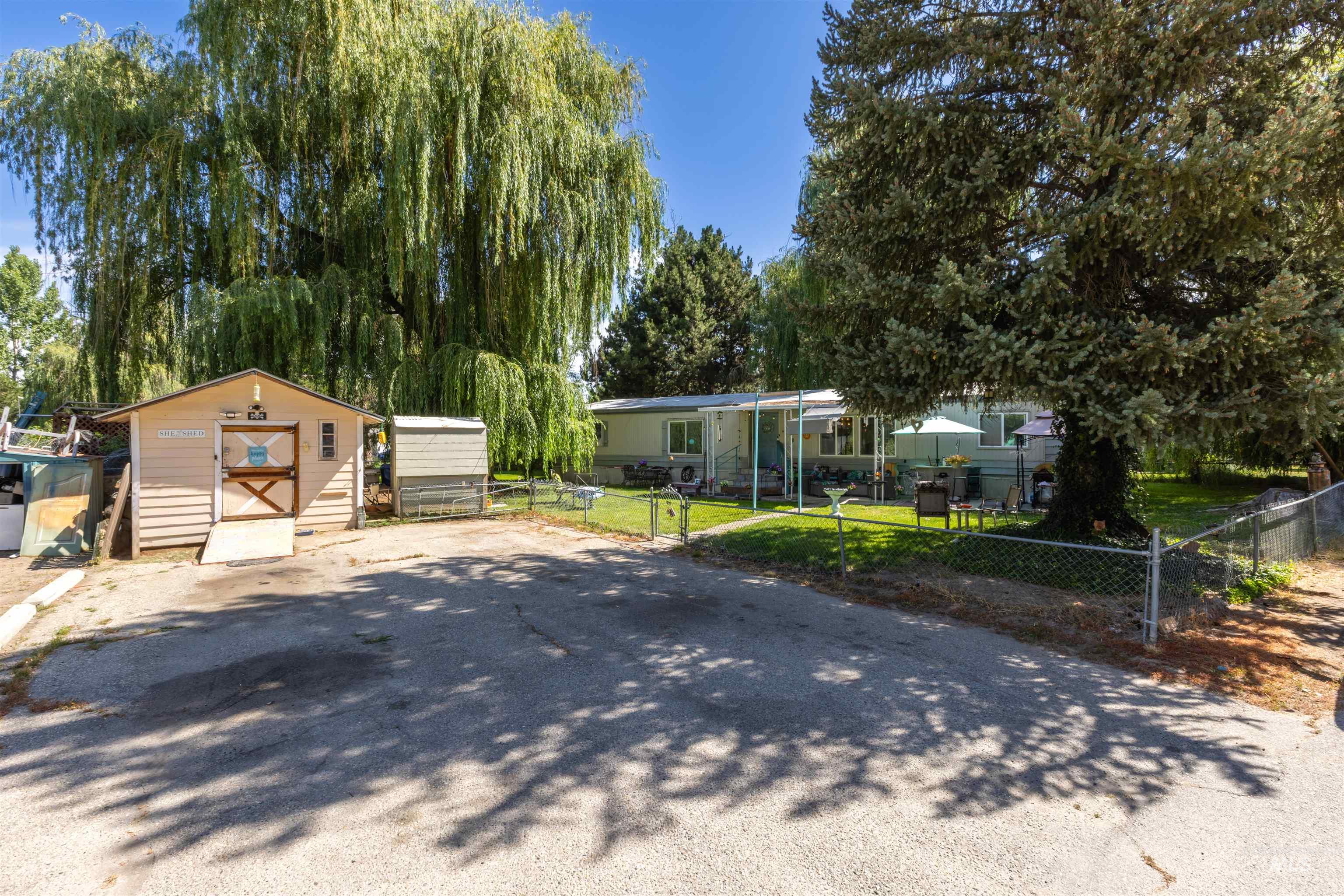 1200 Artesian Rd #27, Eagle, Idaho 83616, 3 Bedrooms, 2 Bathrooms, Residential For Sale, Price $50,000, 98952629