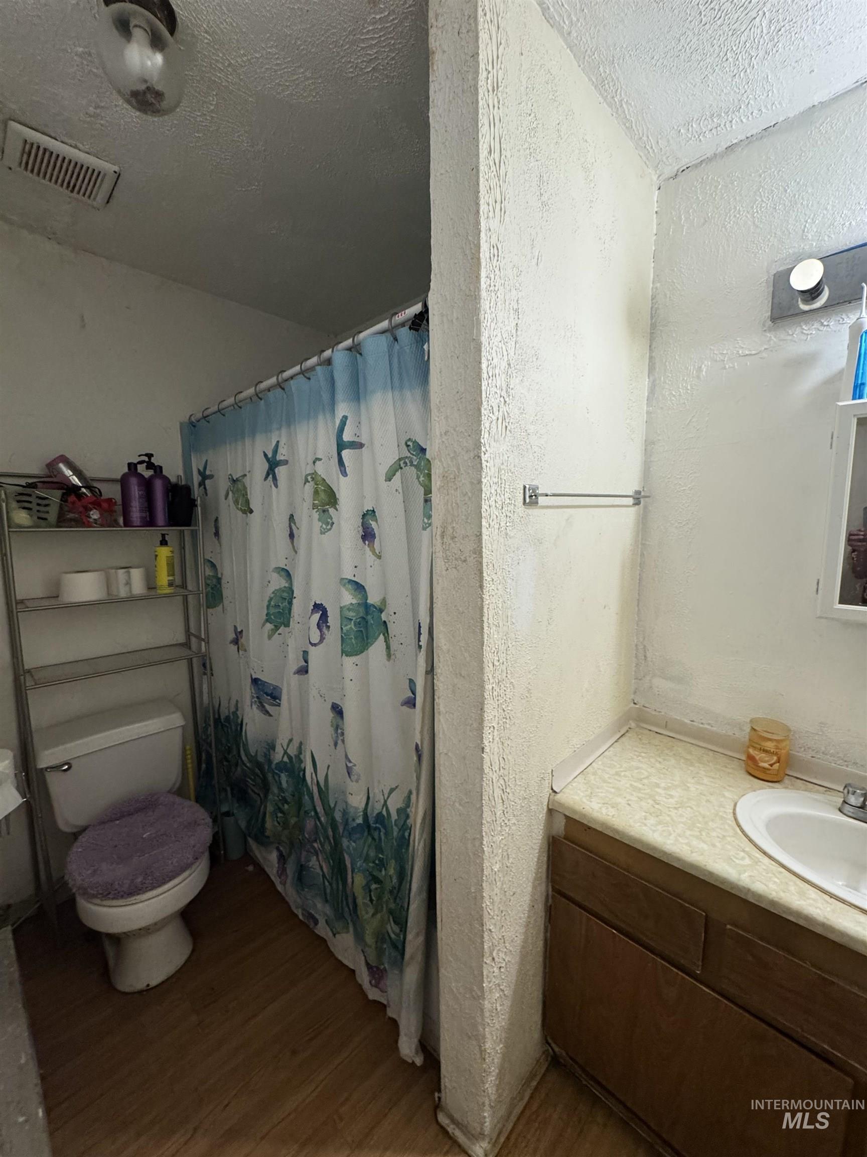 4400 Jet Stream Dr, Mountain Home, Idaho 83647, 2 Bedrooms, 2 Bathrooms, Residential For Sale, Price $280,000,MLS 98952756