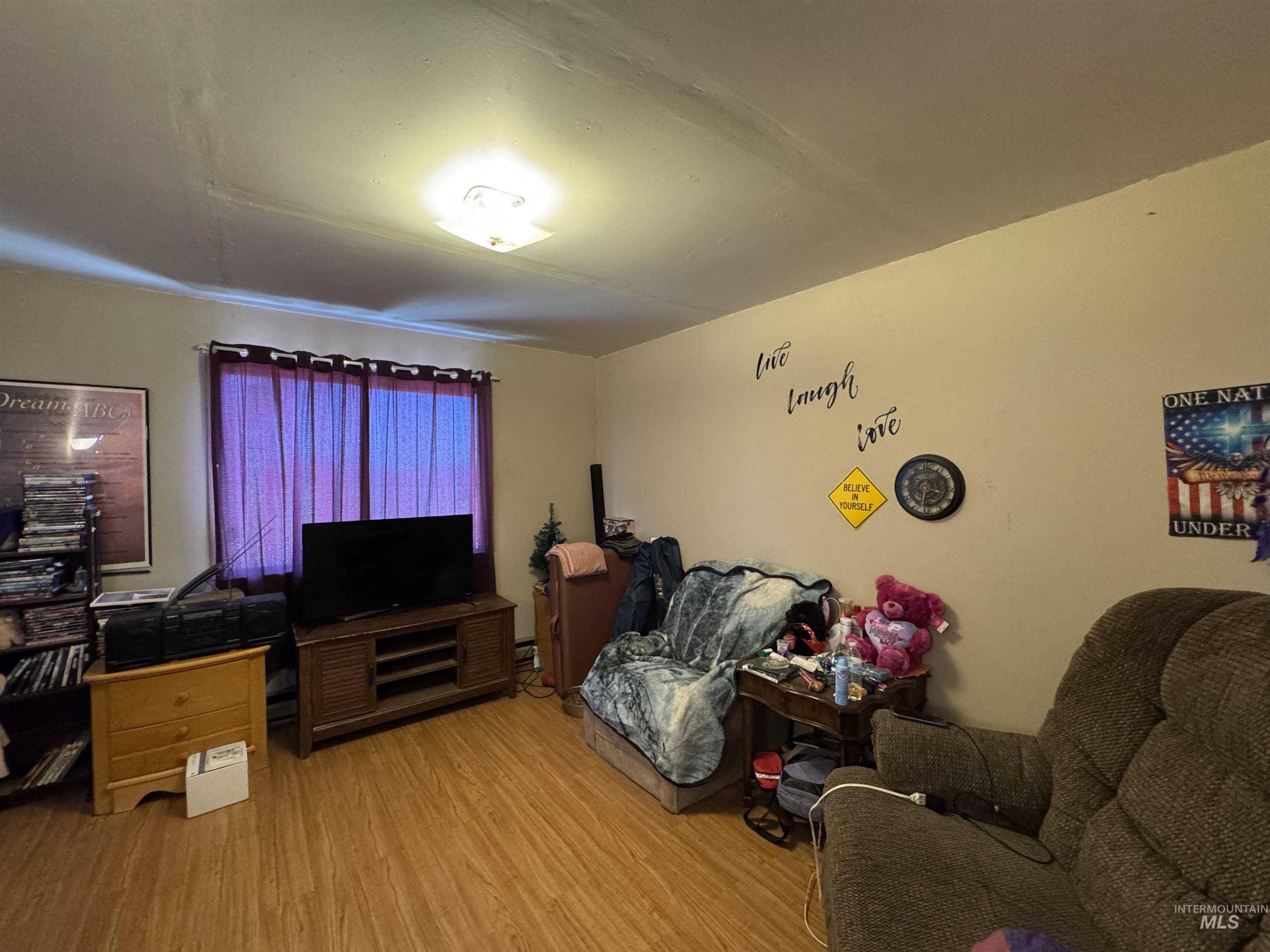 4400 Jet Stream Dr, Mountain Home, Idaho 83647, 2 Bedrooms, 2 Bathrooms, Residential For Sale, Price $280,000,MLS 98952756