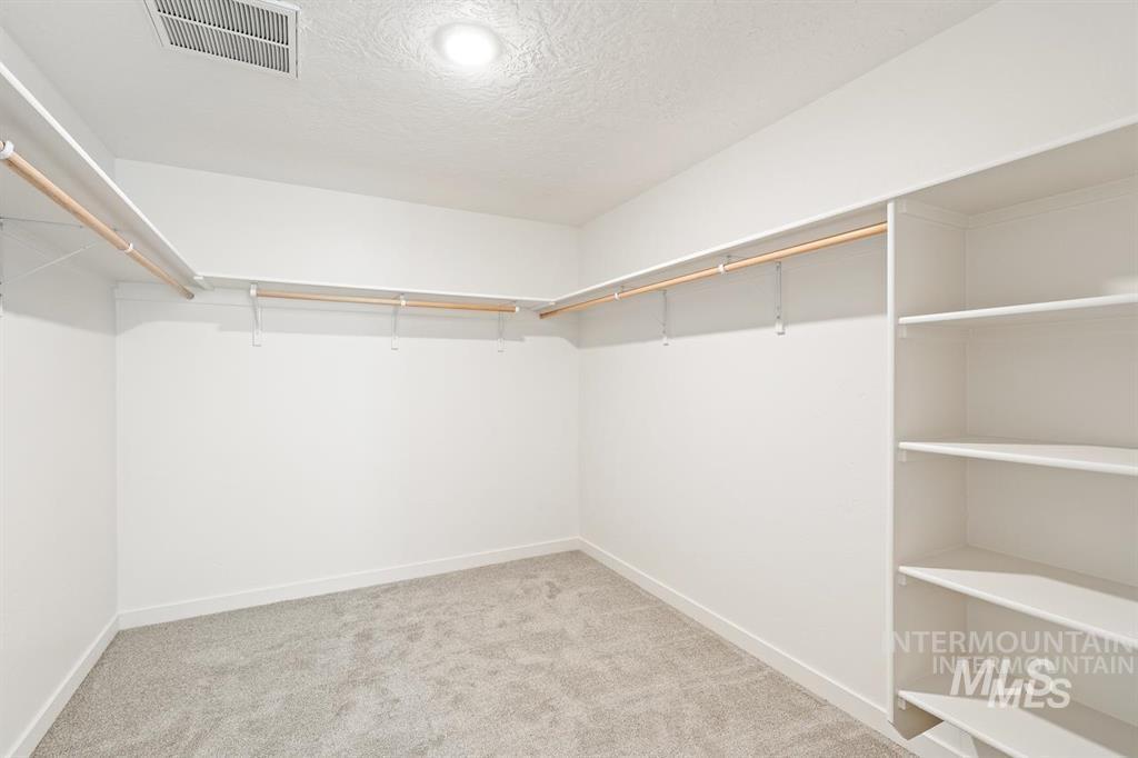 1592 SW Silverstone Ave, Mountain Home, Idaho 83647, 4 Bedrooms, 3 Bathrooms, Residential For Sale, Price $465,854,MLS 98952788