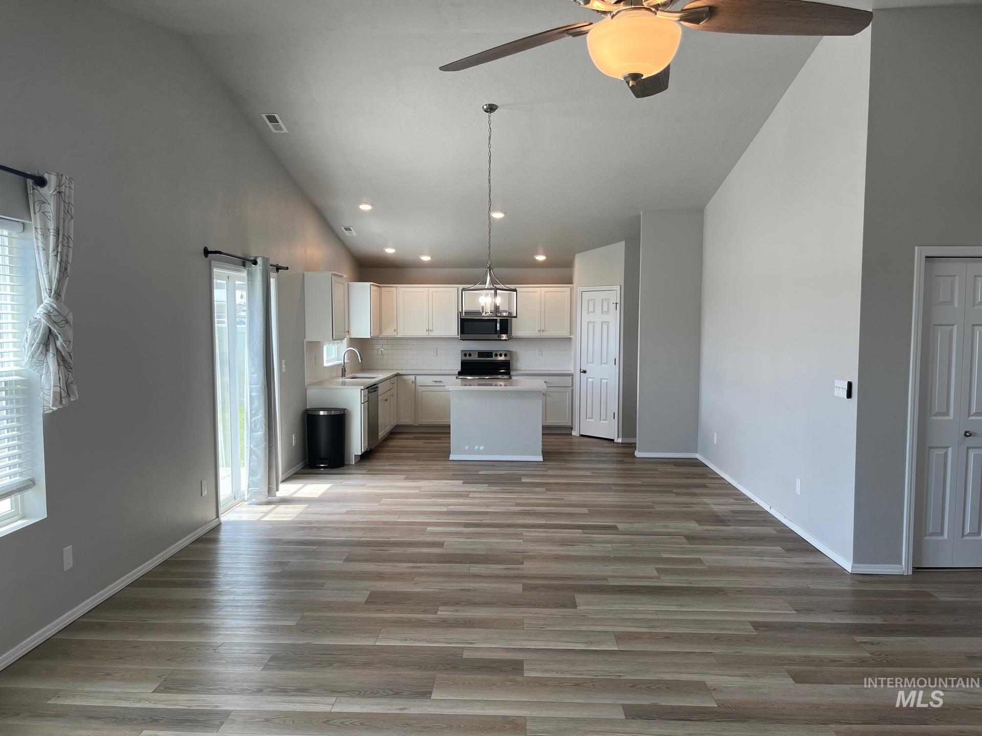 5010 Clearfield St., Caldwell, Idaho 83605, 4 Bedrooms, 2 Bathrooms, Residential For Sale, Price $399,000, 98952831