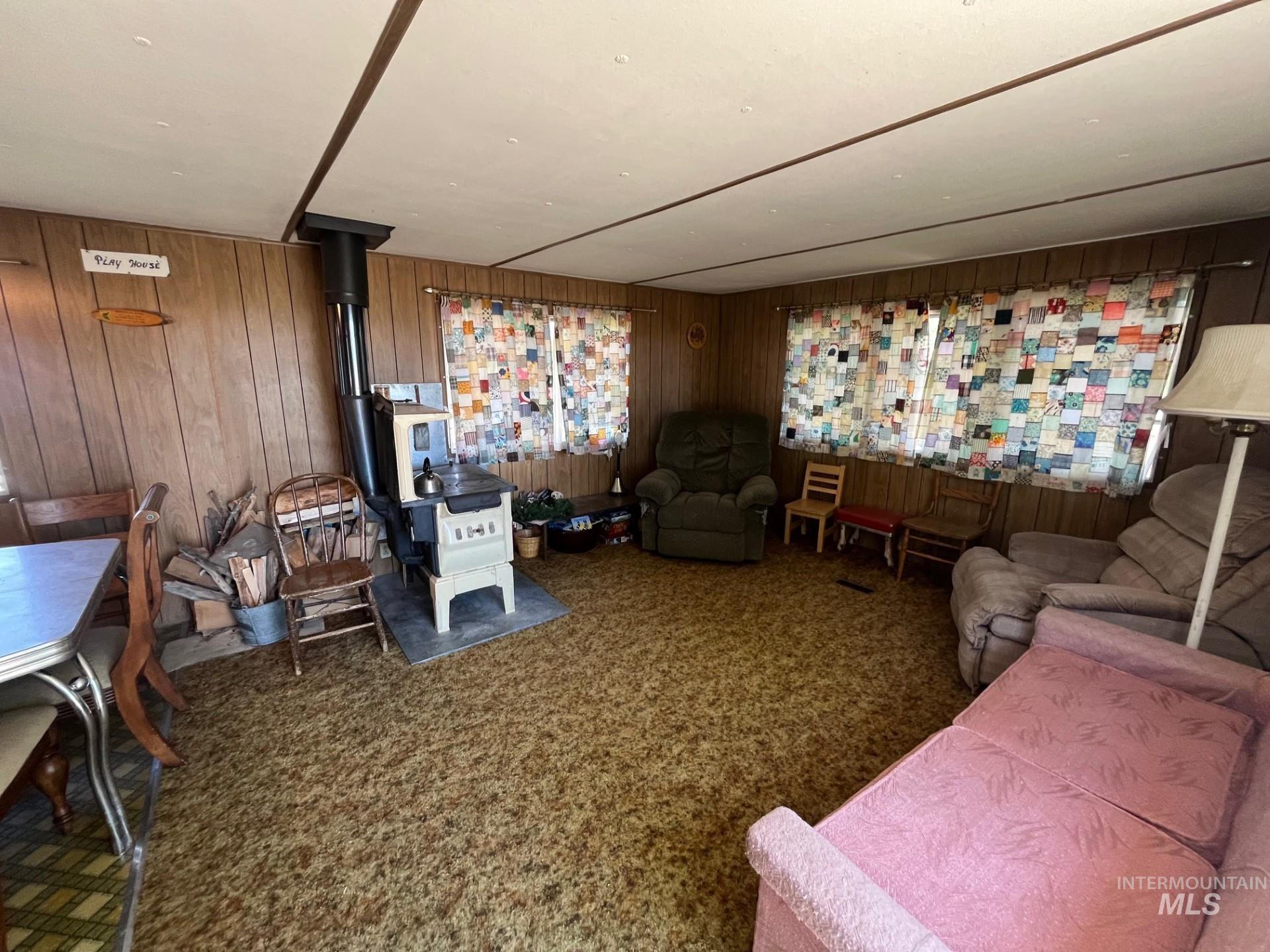 106 + 108 Gates Rd., West Magic, Idaho 83352, 2 Bedrooms, 1 Bathroom, Residential For Sale, Price $159,000,MLS 98952847