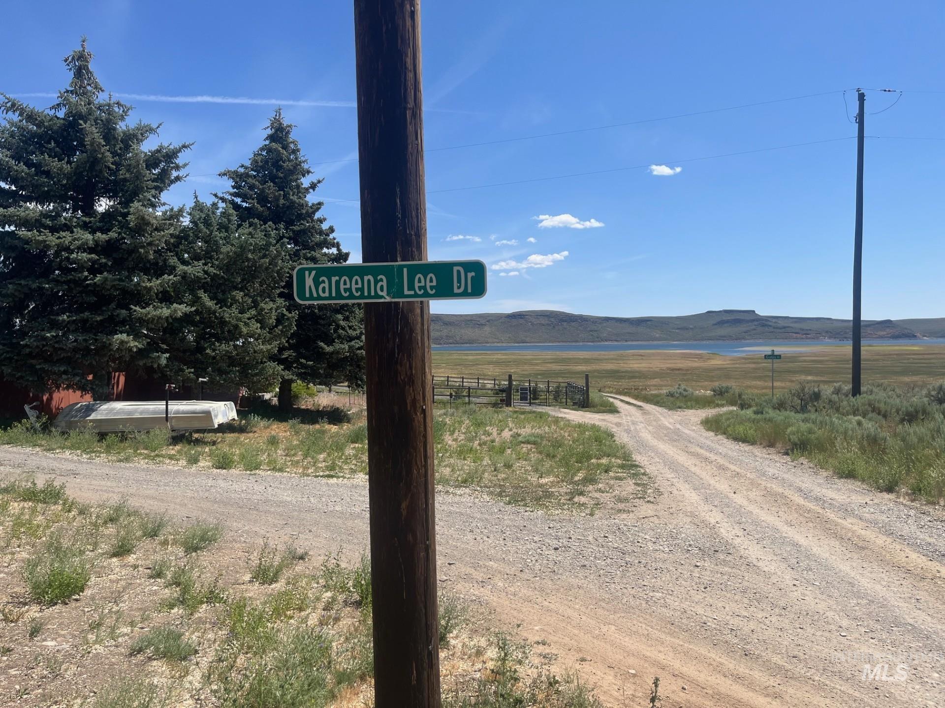 106 + 108 Gates Rd., West Magic, Idaho 83352, 2 Bedrooms, 1 Bathroom, Residential For Sale, Price $159,000,MLS 98952847