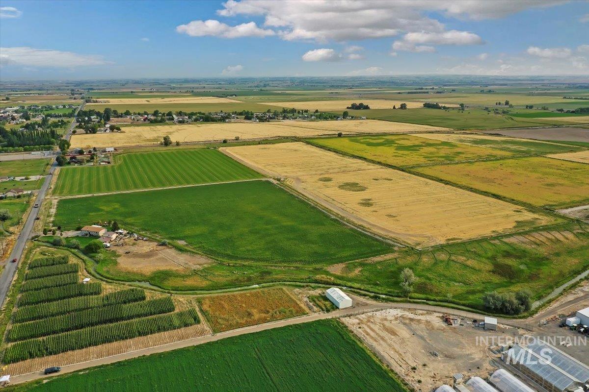 3940 N 2300 E, Filer, Idaho 83328, Land For Sale, Price $1,999,000,MLS 98952927