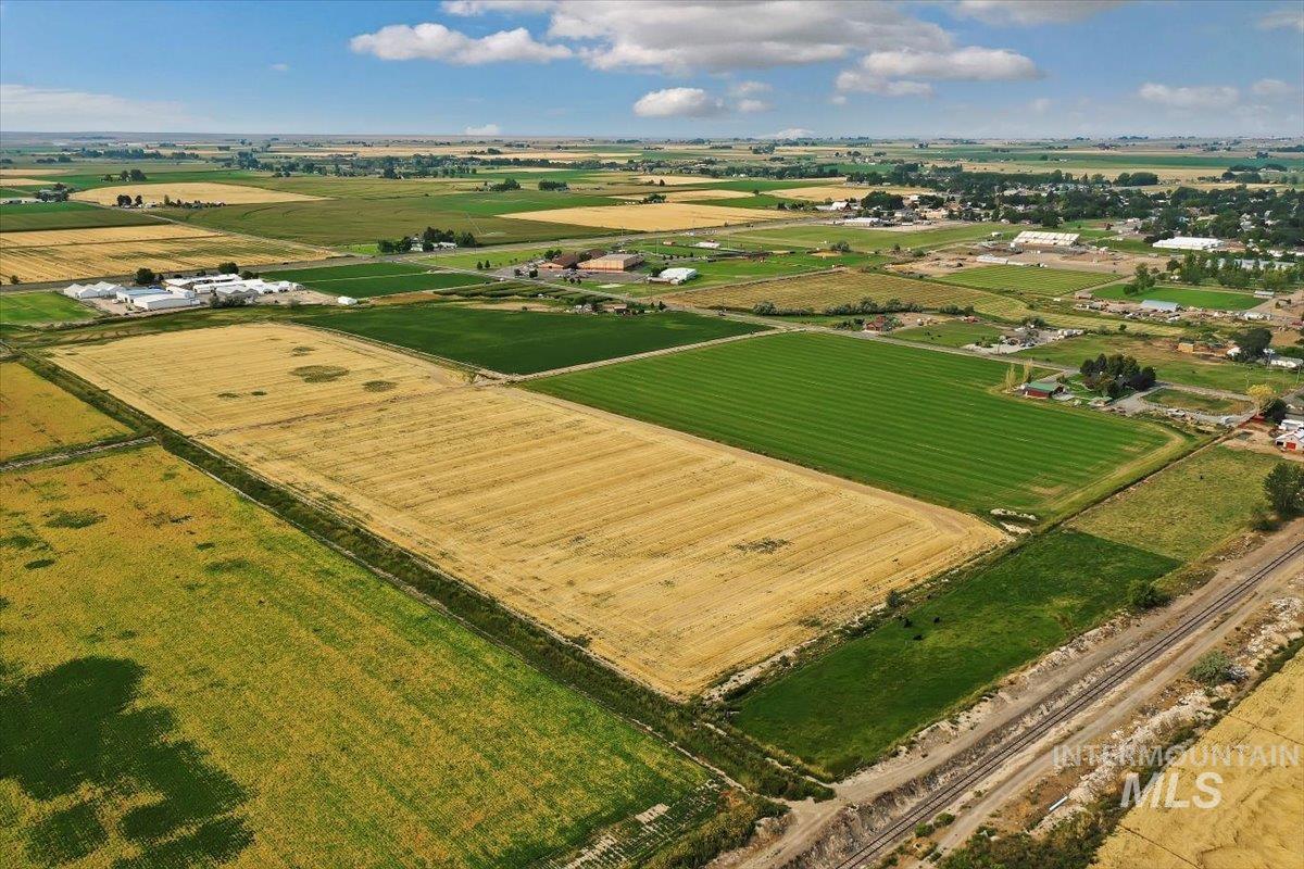 3940 N 2300 E, Filer, Idaho 83328, Land For Sale, Price $1,999,000,MLS 98952928