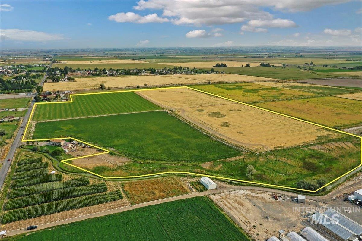 3940 N 2300 E, Filer, Idaho 83328, Land For Sale, Price $1,999,000,MLS 98952928