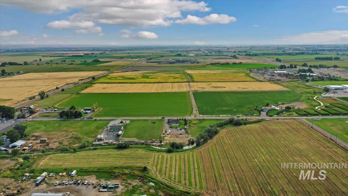 3940 N 2300 E, Filer, Idaho 83328, Land For Sale, Price $1,999,000,MLS 98952928