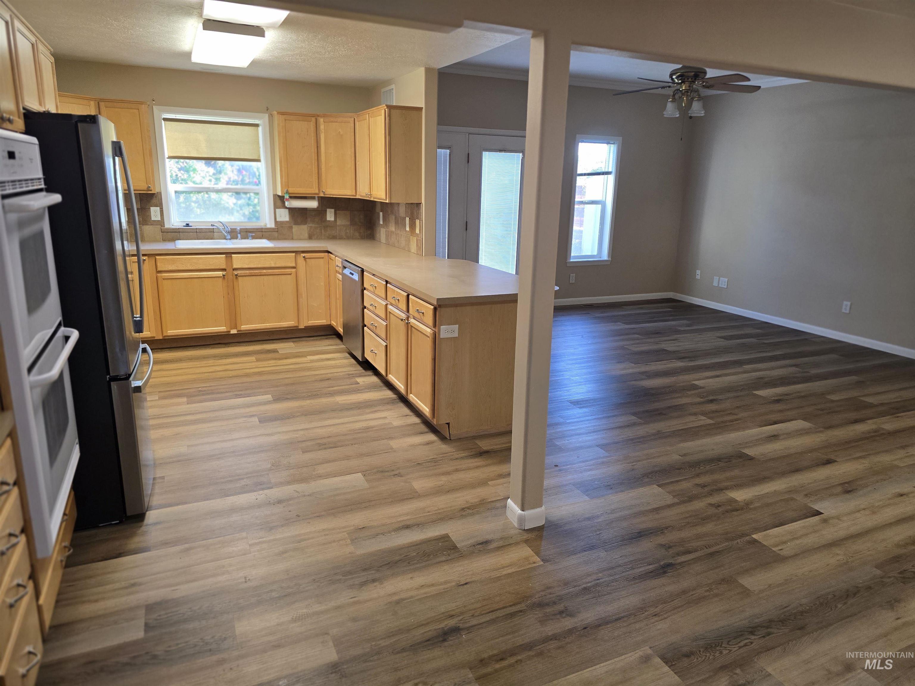 1818 Granada, Twin Falls, Idaho 83301, 5 Bedrooms, 2.5 Bathrooms, Residential For Sale, Price $395,000, 98952929