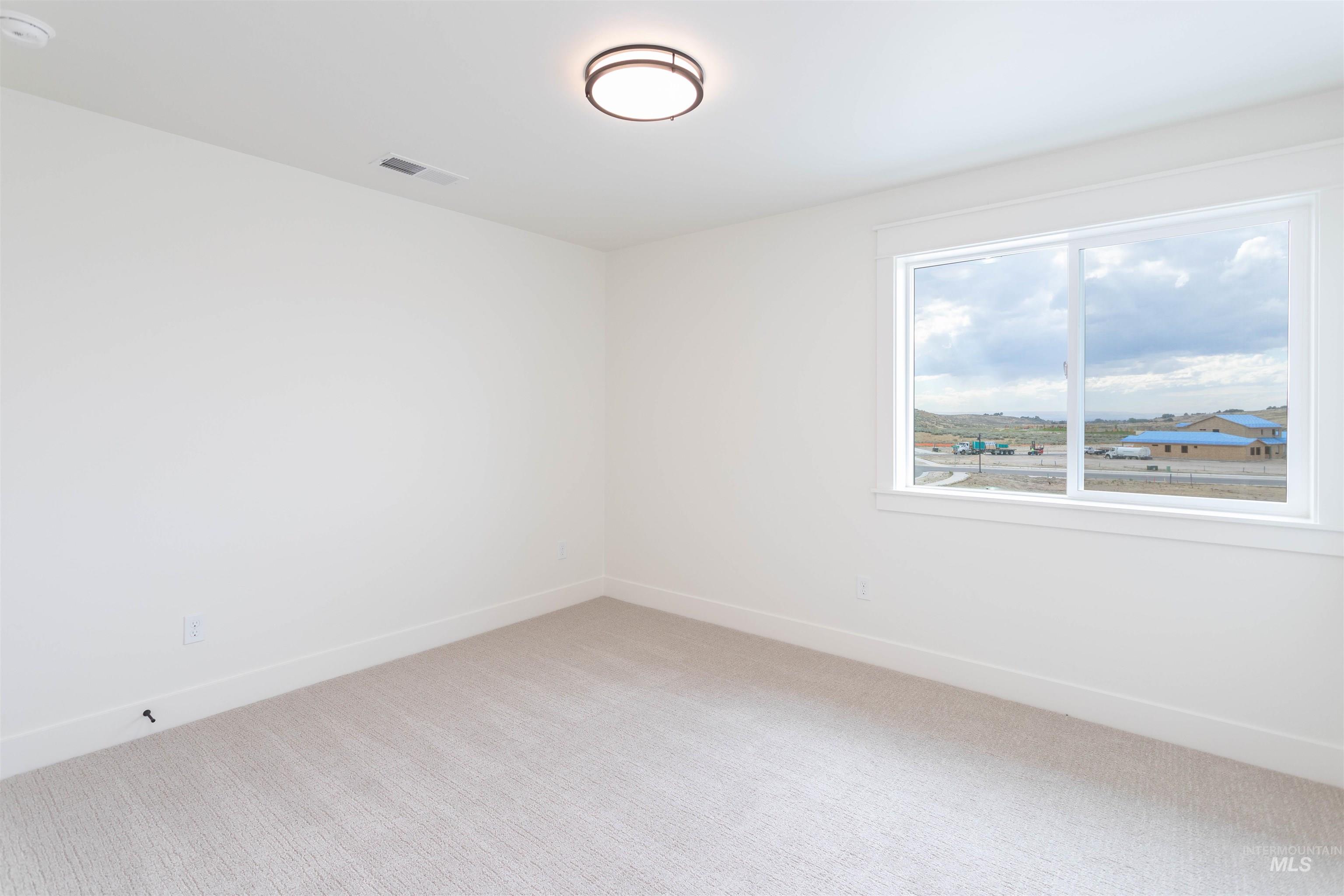 6186 N Holly Springs Ln, Eagle, Idaho 83616, 3 Bedrooms, 2.5 Bathrooms, Residential For Sale, Price $449,900,MLS 98952933