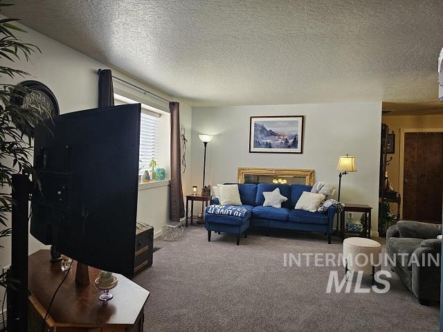 109 N Plymouth Ave, New Plymouth, Idaho 83655, 2 Bedrooms, Business/Commercial For Sale, Price $385,000,MLS 98952963