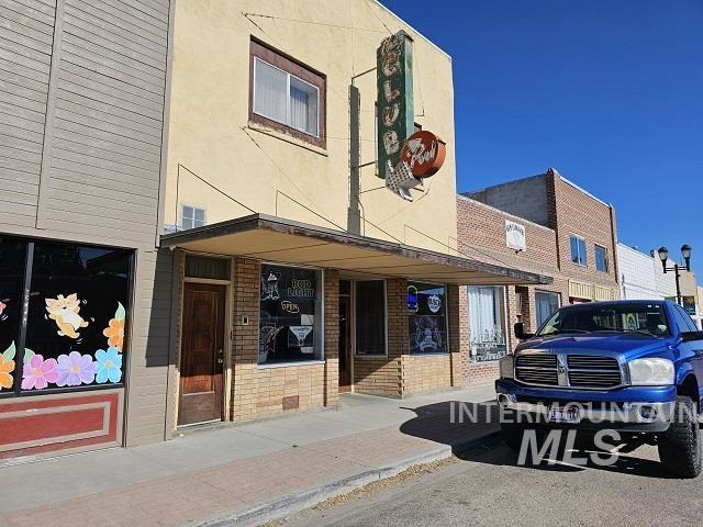 109 N Plymouth Ave, New Plymouth, Idaho 83655, 2 Bedrooms, Business/Commercial For Sale, Price $385,000,MLS 98952963