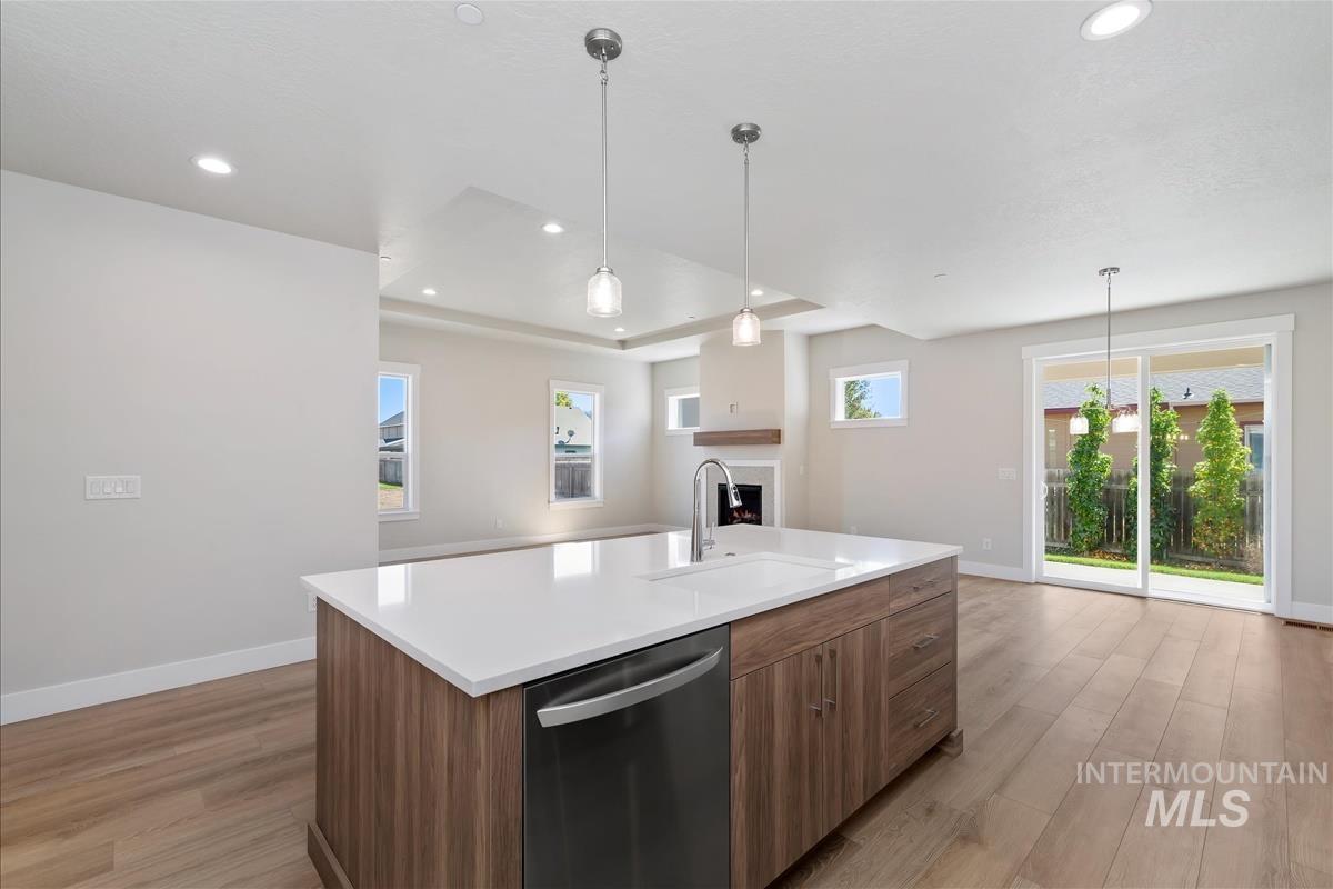 419 Hidden Mill Ct, Middleton, Idaho 83644, 3 Bedrooms, 2 Bathrooms, Residential For Sale, Price $549,900,MLS 98952995