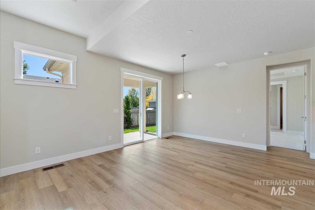 419 Hidden Mill Ct, Middleton, Idaho 83644, 3 Bedrooms, 2 Bathrooms, Residential For Sale, Price $549,900,MLS 98952995