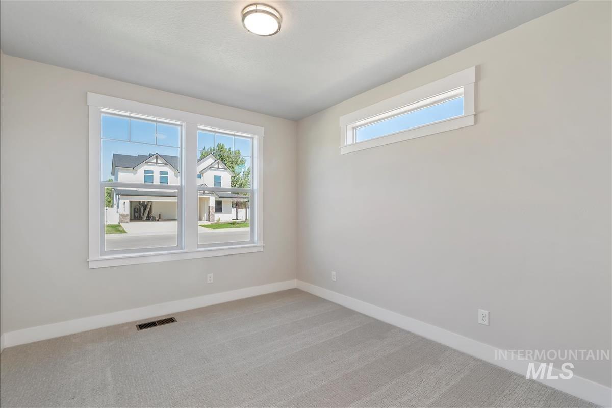 419 Hidden Mill Ct, Middleton, Idaho 83644, 3 Bedrooms, 2 Bathrooms, Residential For Sale, Price $549,900,MLS 98952995