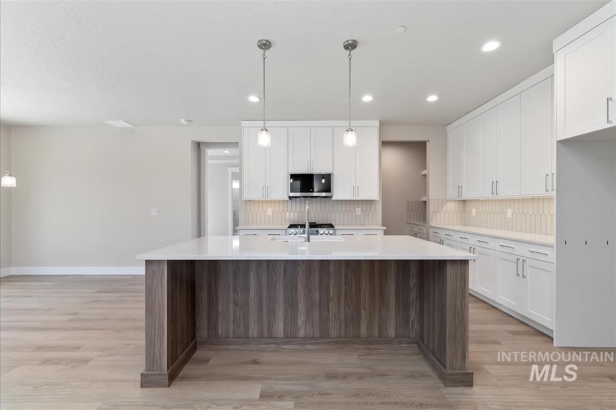 419 Hidden Mill Ct, Middleton, Idaho 83644, 3 Bedrooms, 2 Bathrooms, Residential For Sale, Price $549,900,MLS 98952995