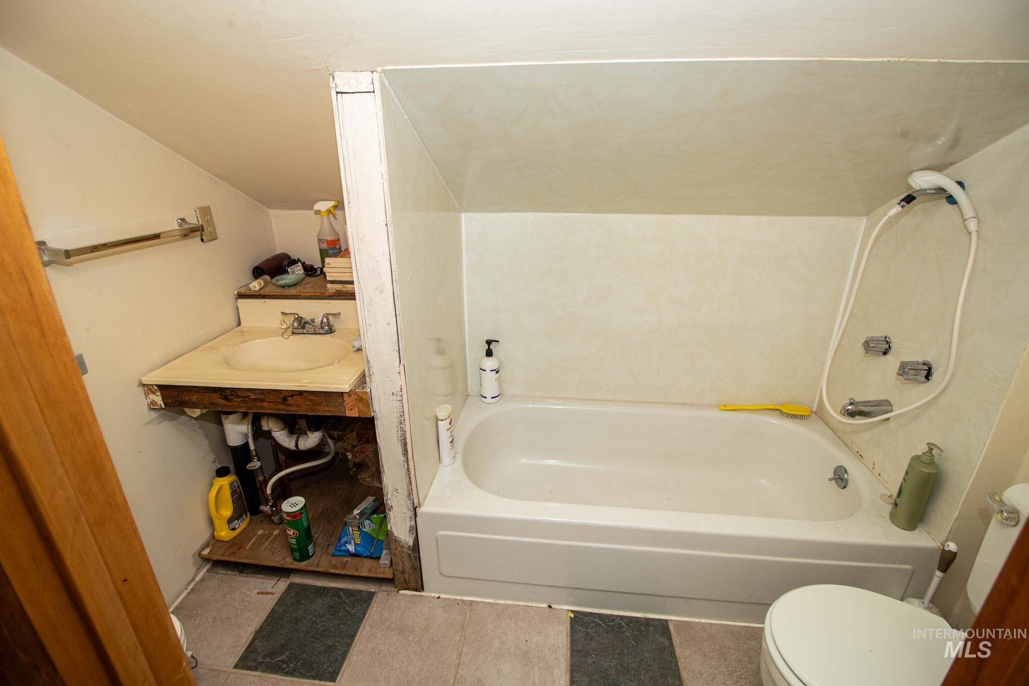 105 Weippe Ave, Weippe, Idaho 83553, 6 Bedrooms, 4 Bathrooms, Residential For Sale, Price $375,000, 98952996